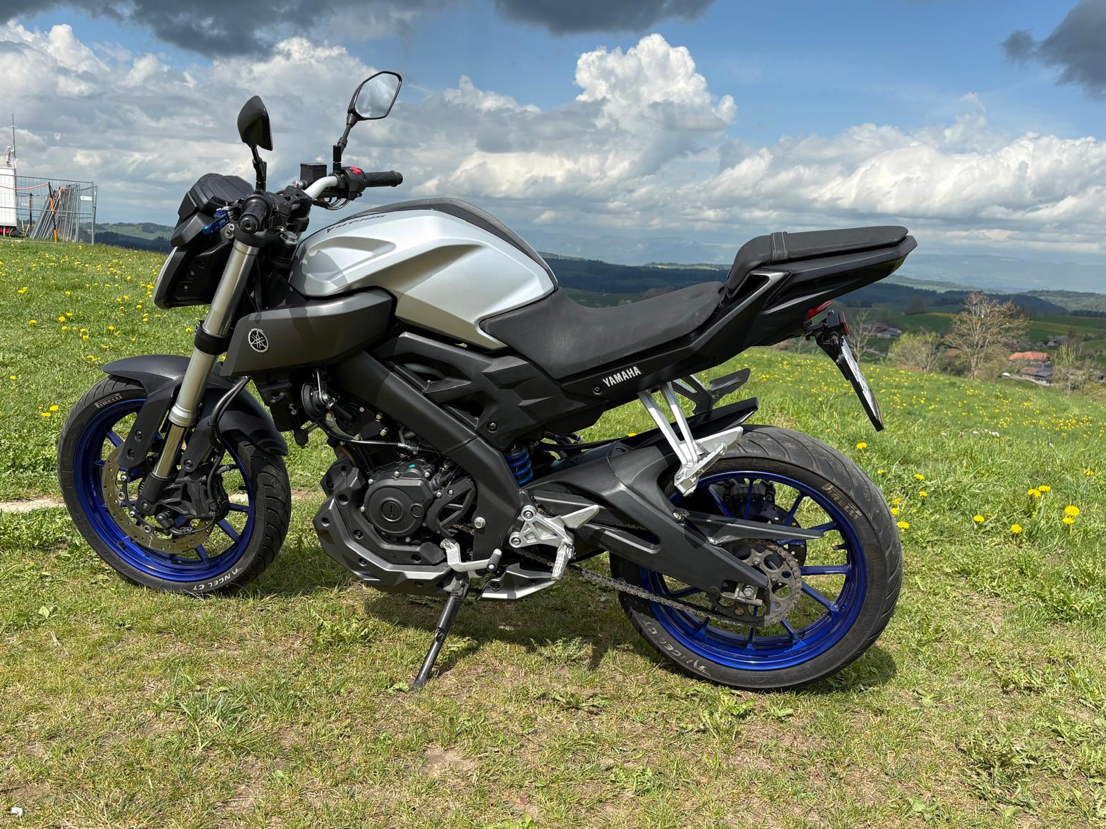 YAMAHA MT-125 ABS-image-2