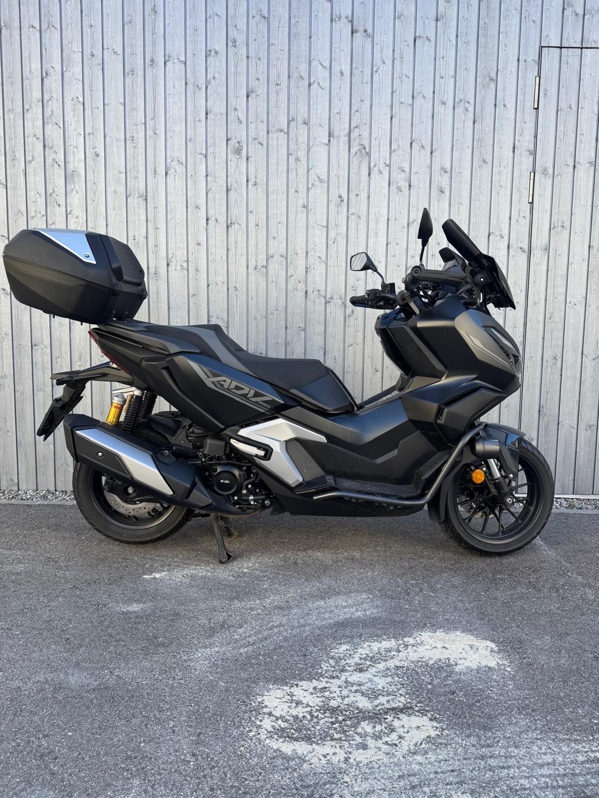 HONDA ADV 350