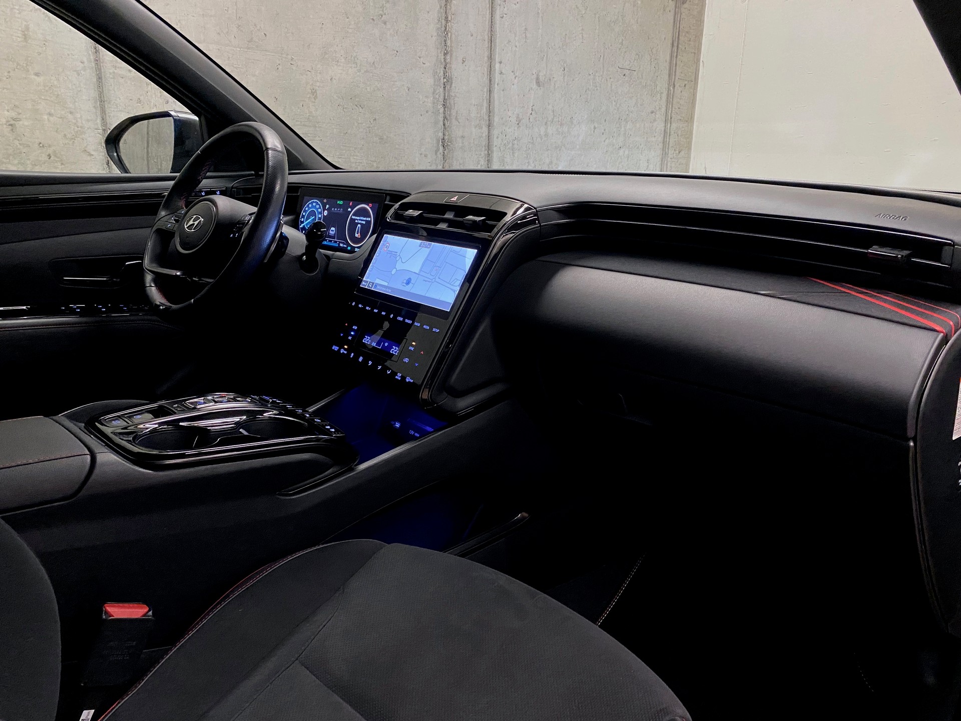 HYUNDAI Tucson 1.6 TGDI*PlugInHybrid*N Line*Swiss*4WD*-image-9