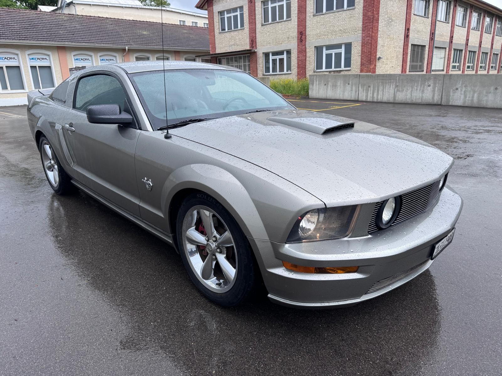 FORD Mustang 4.6 GT-image-3