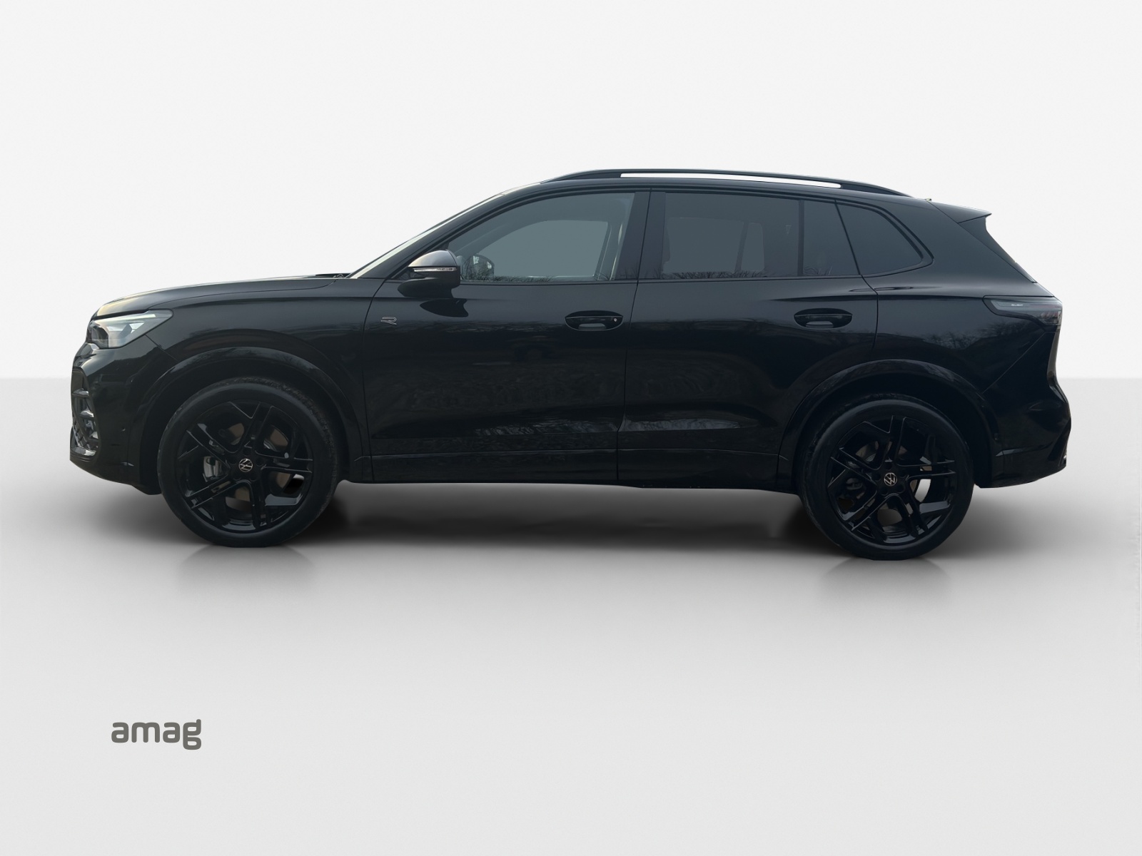 VW Tiguan 2.0 TDI SCR R-Line 4Motion DSG-showroom-element-1