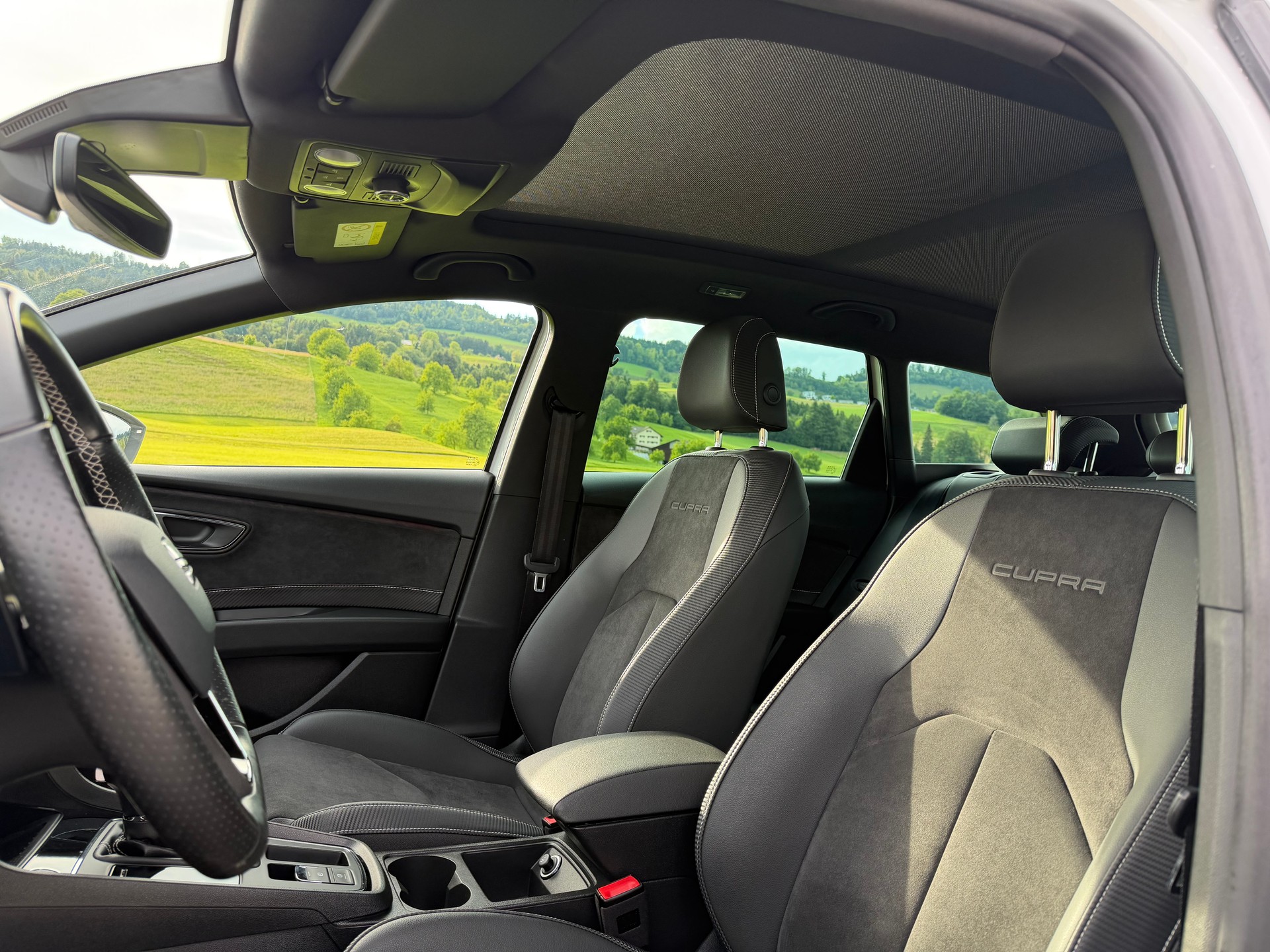 SEAT Leon ST 2.0 TSI Cupra 300 4 Drive DSG-image-9