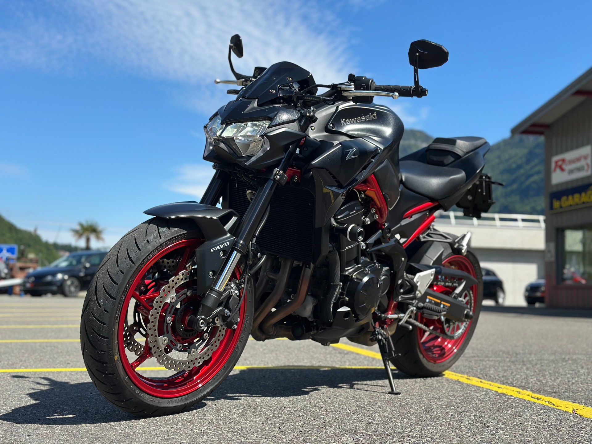 KAWASAKI Z 900-image-5