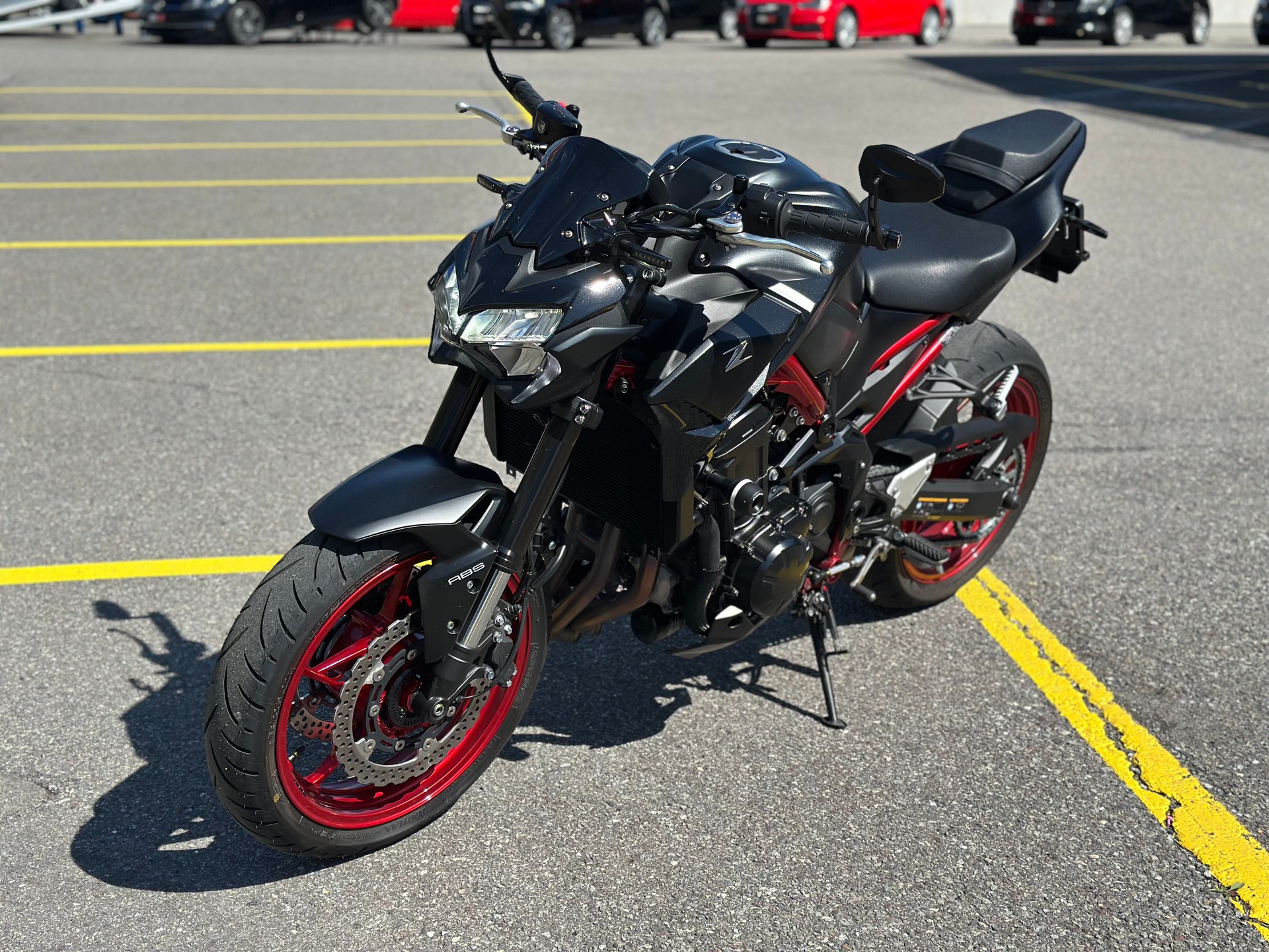 KAWASAKI Z 900-image-1