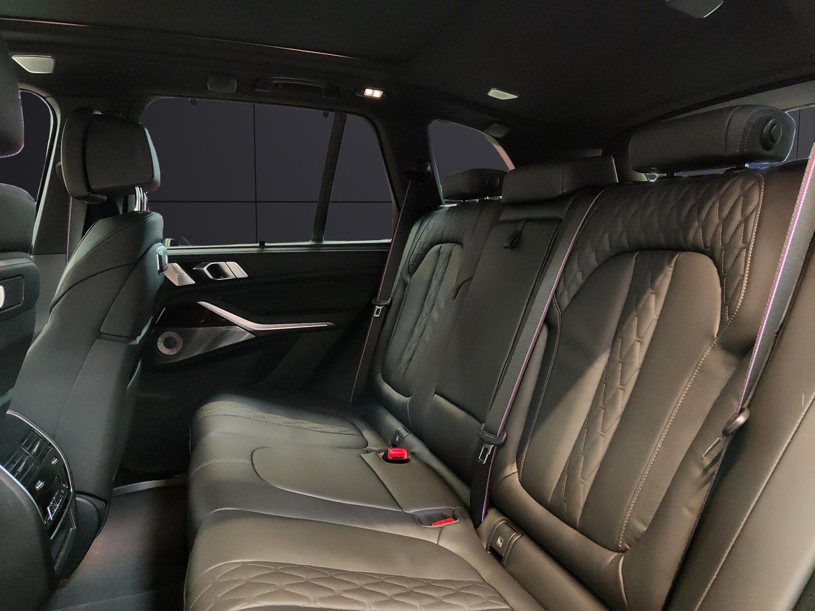 BMW X5 40i xDrive SAG-image-17
