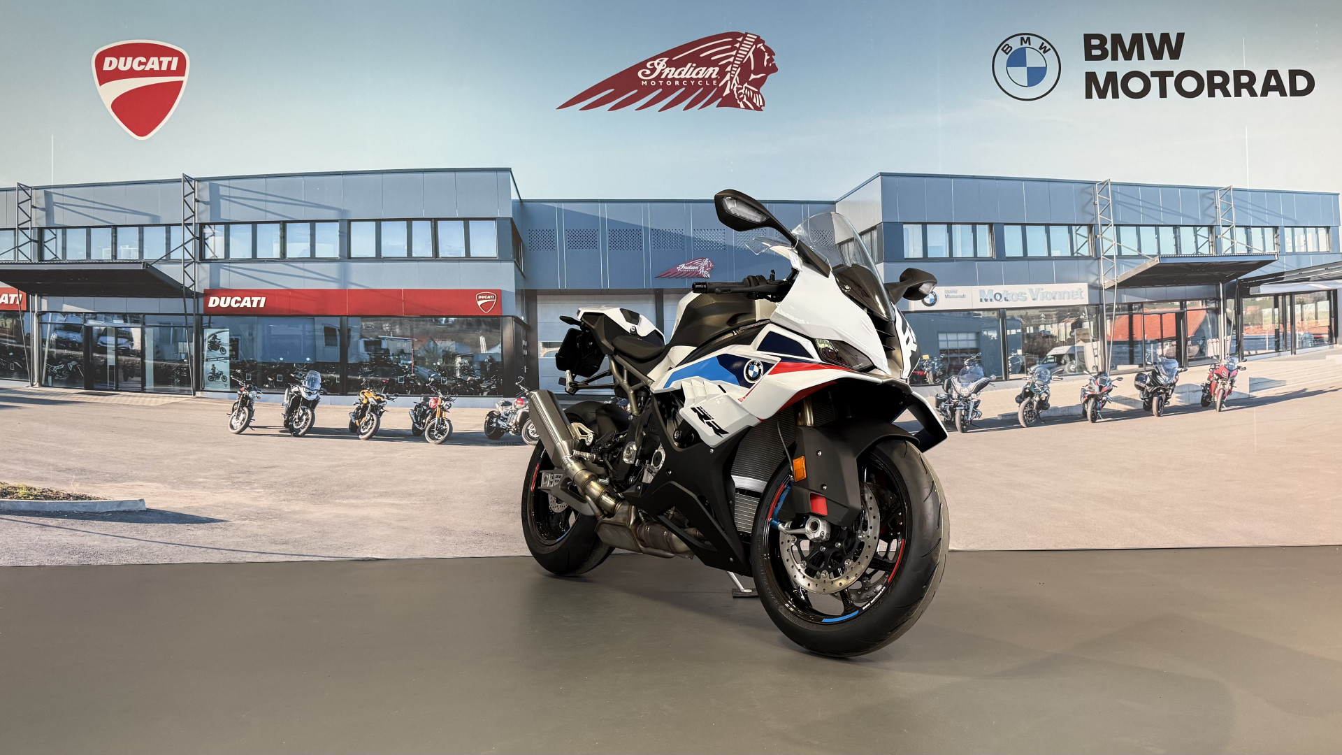 BMW S 1000 RR M Leasing à partir de 2.9%-image-0