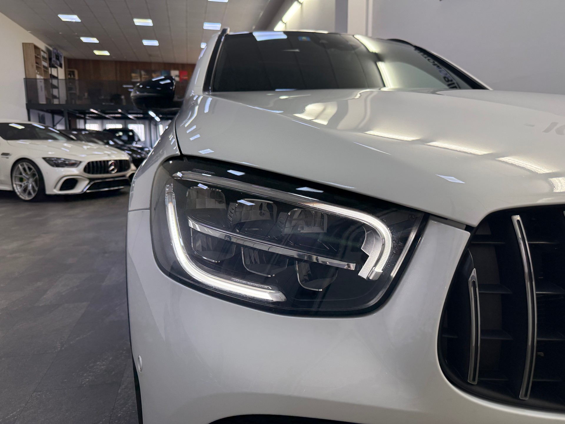 MERCEDES-BENZ GLC 220 d AMG Line 4Matic 9G-Tronic-image-7