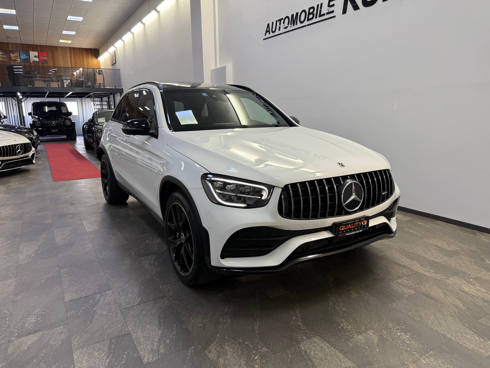 MERCEDES-BENZ GLC 220 d AMG Line 4Matic 9G-Tronic-image-9