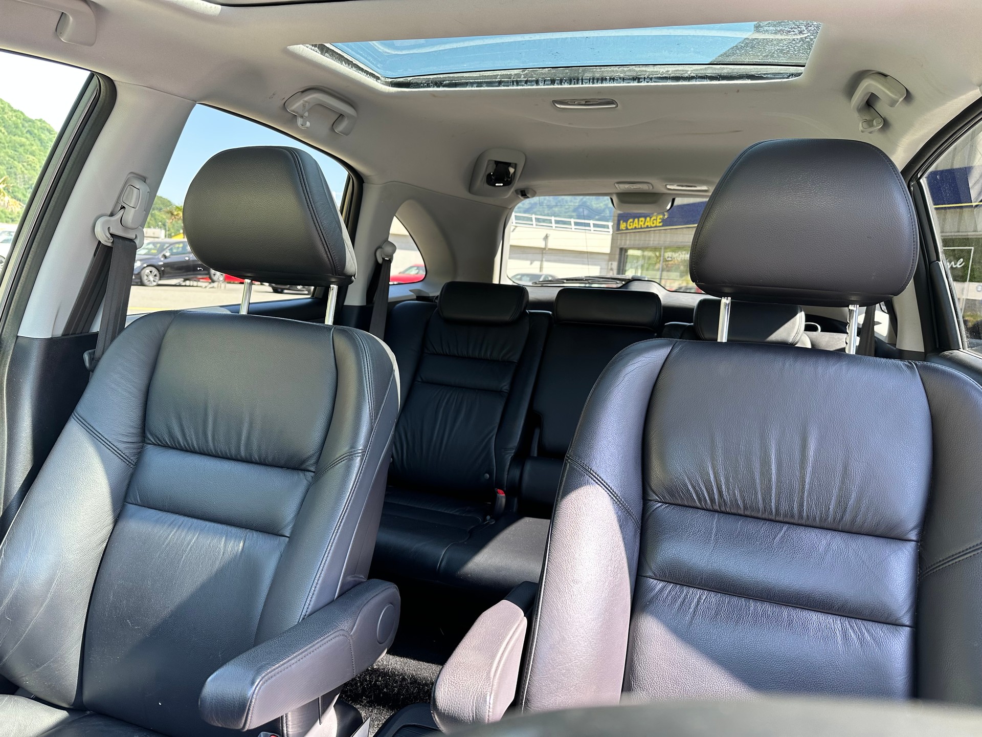 HONDA CR-V 2.0 4WD Executive-image-11