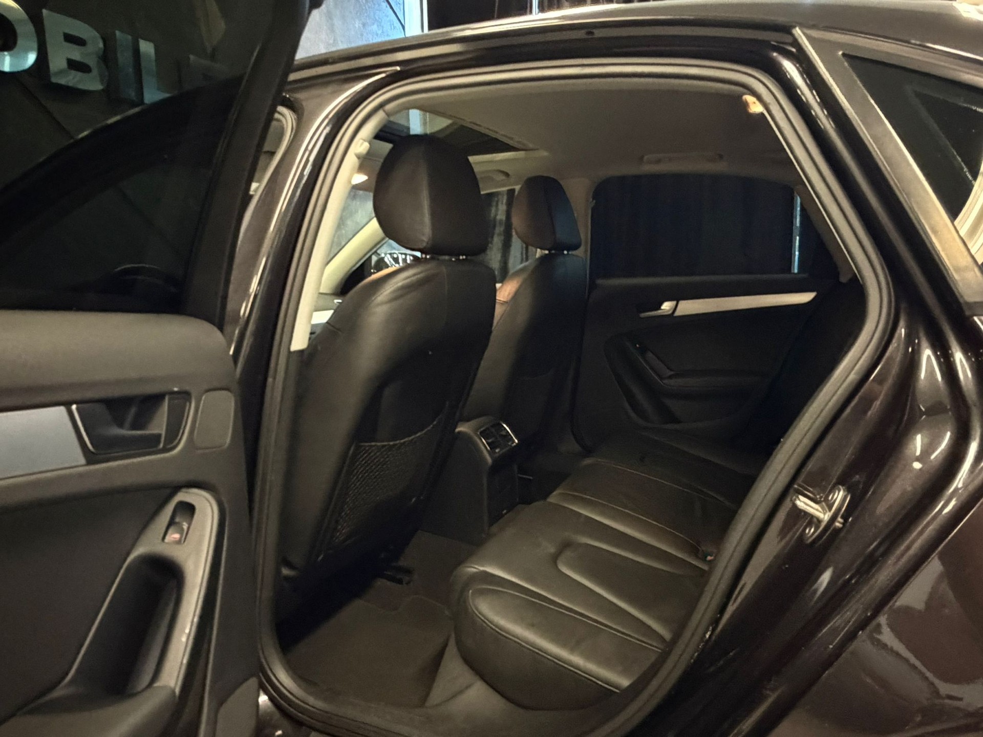 AUDI A4 Limousine 2.7 TDI multitronic-image-11