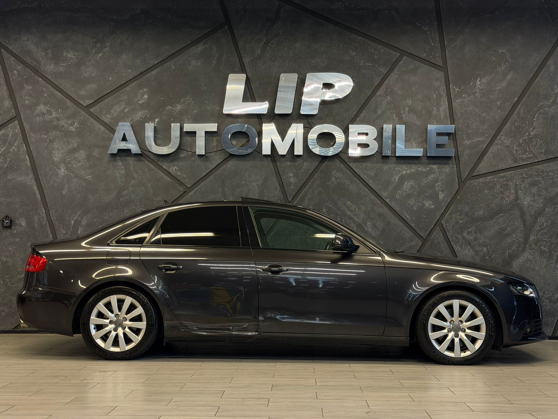 AUDI A4 Limousine 2.7 TDI multitronic-showroom-element-3