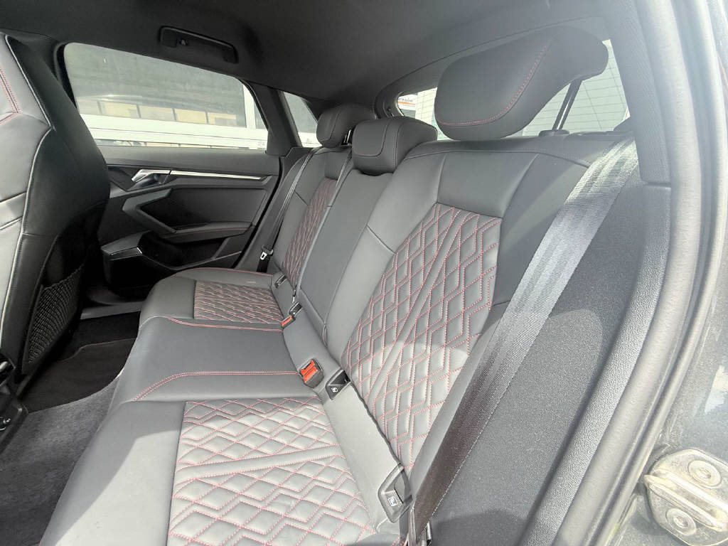 AUDI S3 Sportback 2.0 TFSI quattro S-Tronic - CH-image-7