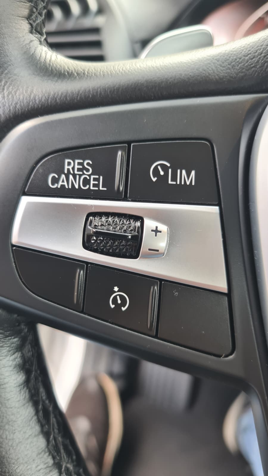 BMW X3 xDrive 48V 20d Steptronic ** Gr-Navi ** RF-Kamera ** Sitzmemory ** Sitzheizung ** Frisch Ab MFK & Service **-image-10