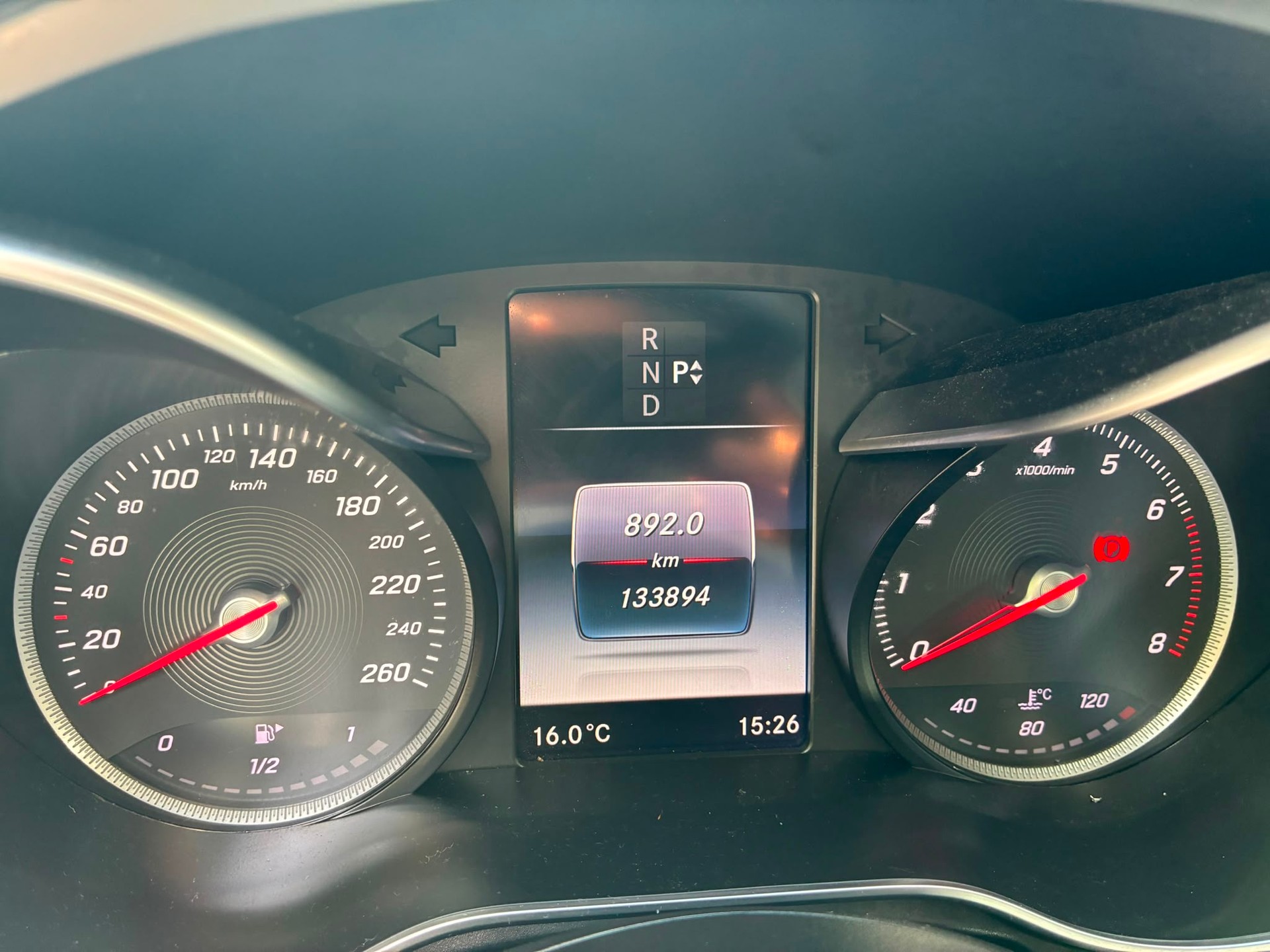 MERCEDES-BENZ C 200 4Matic 7G-Tronic-image-18