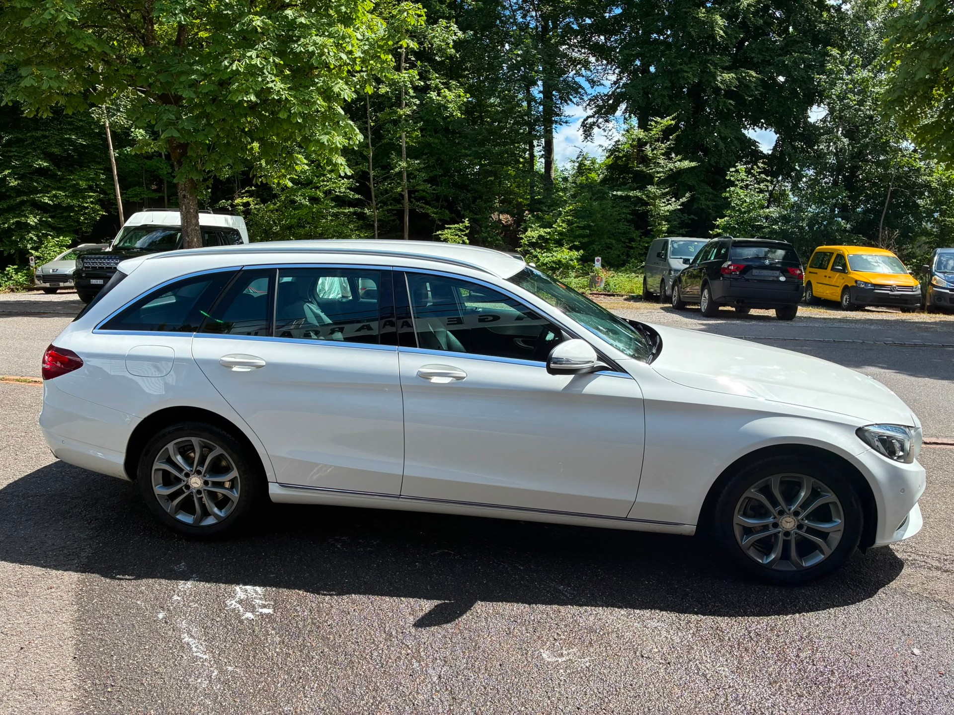 MERCEDES-BENZ C 200 4Matic 7G-Tronic-showroom-element-3