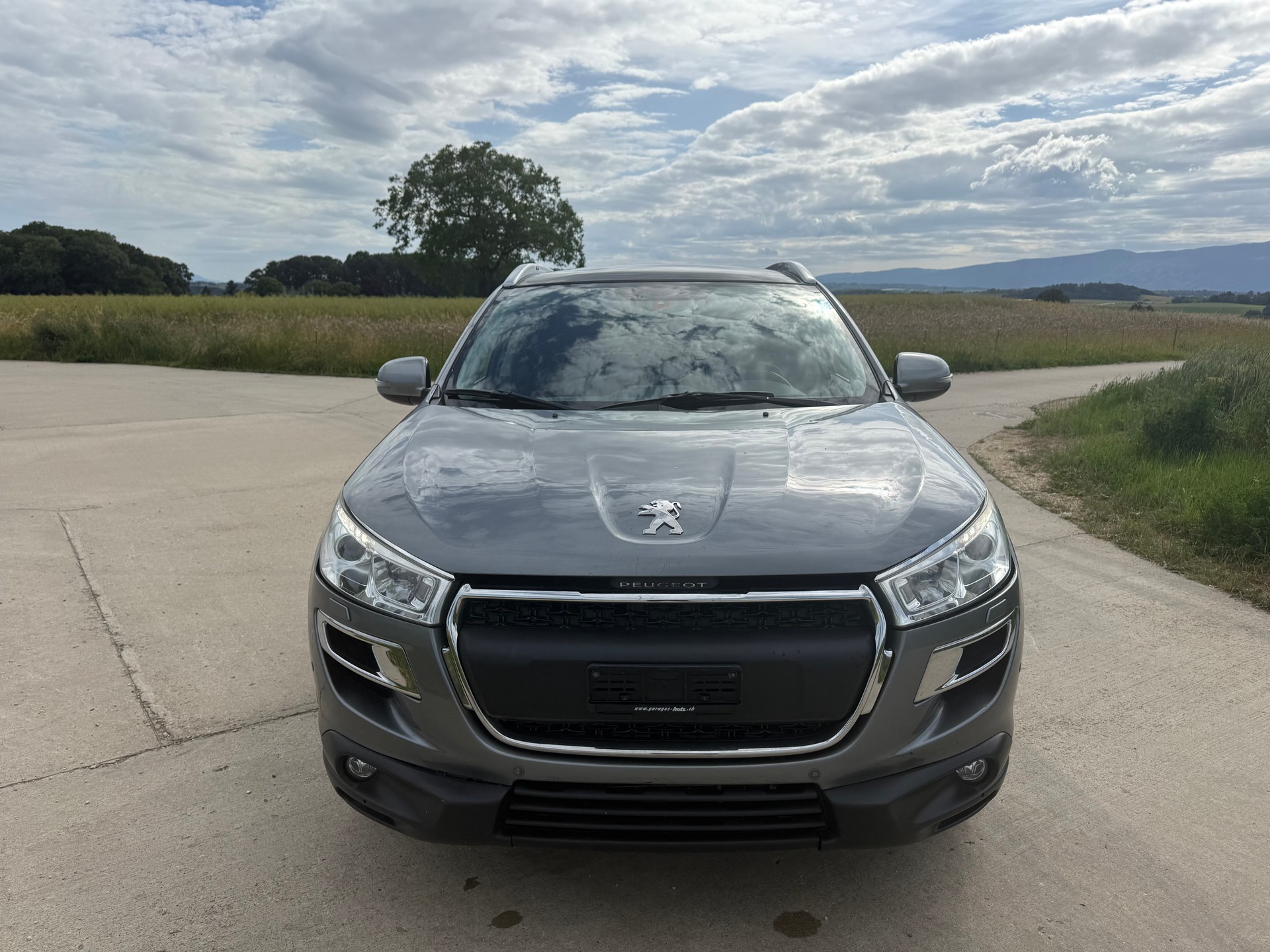PEUGEOT 4008 1.8 HDi Allure 4WD