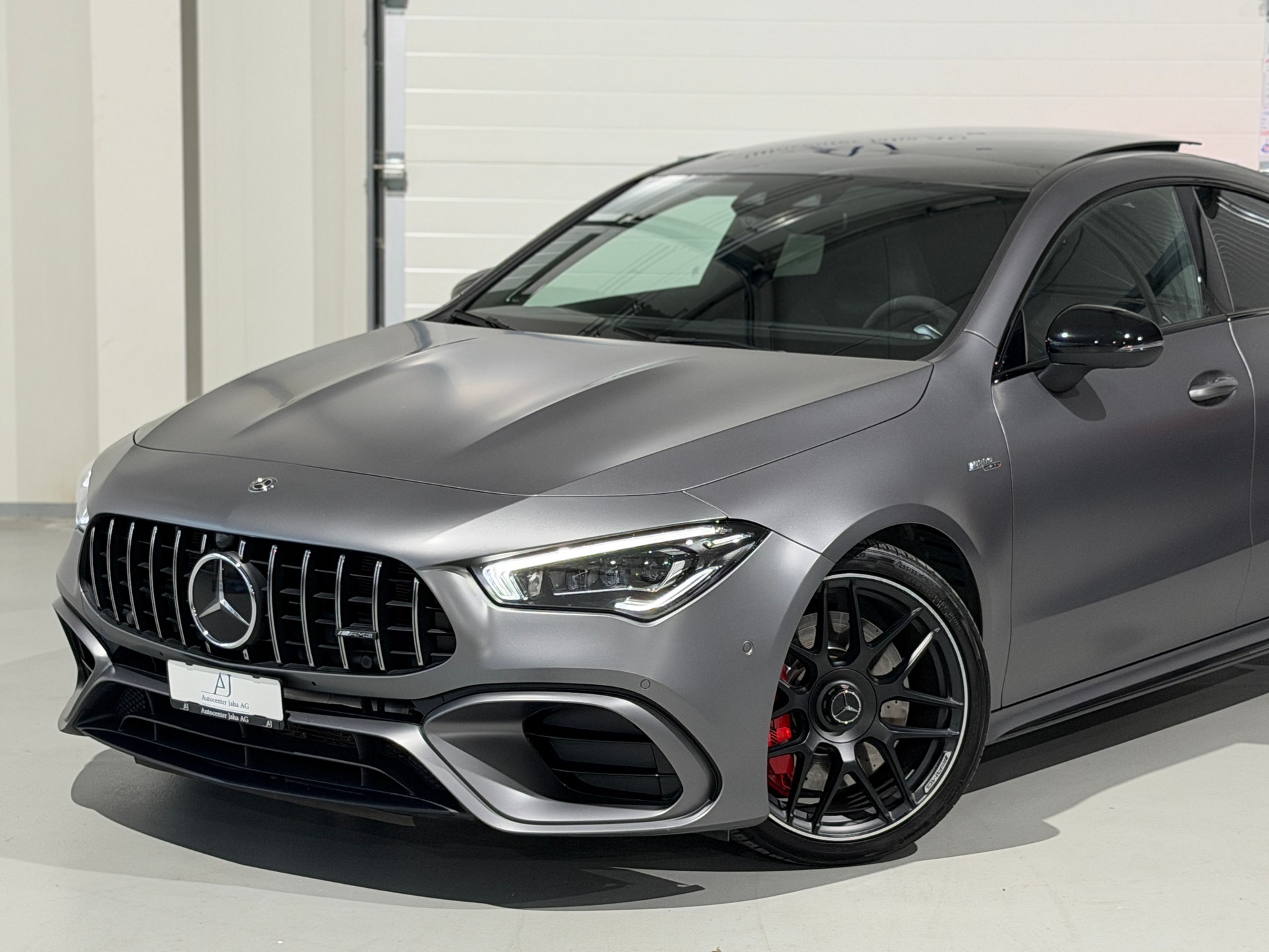 MERCEDES-BENZ CLA 45 S AMG 4Matic+ 8G-DCT - MAGNO GREYMATT-showroom-element-1