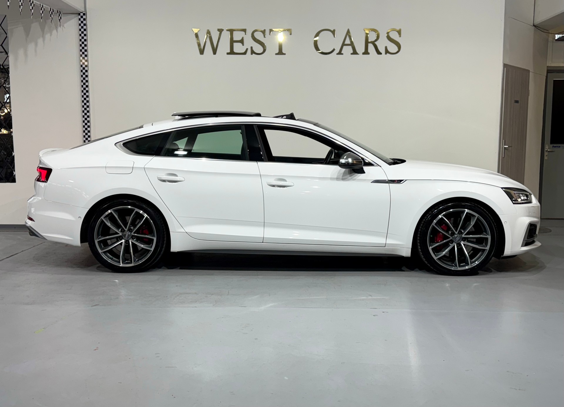 AUDI S5 Sportback 3.0 TFSI quattro tiptronic **Vollausstattung**-image-2