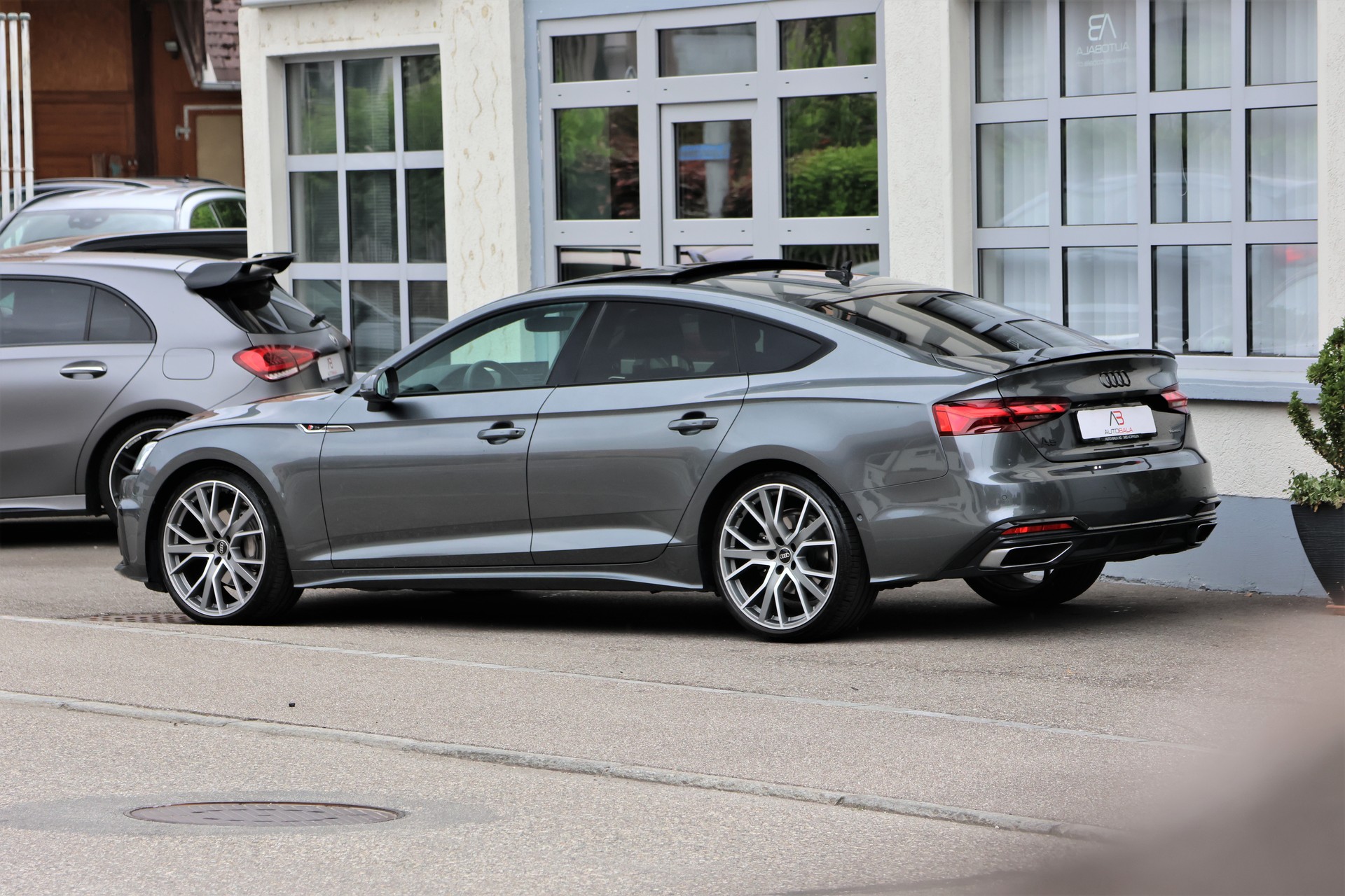 AUDI A5 Sportback 40 TDI S-Line Attraction quattro S-tronic (CH)-image-4