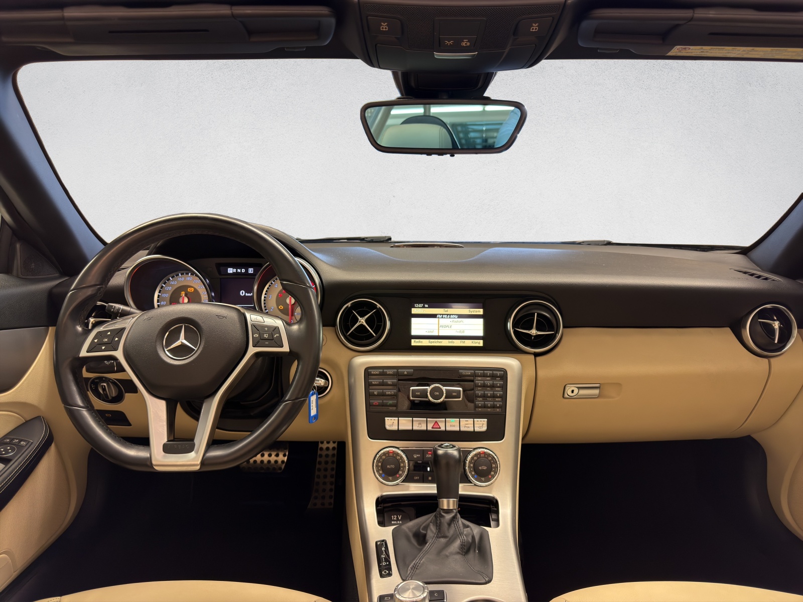 MERCEDES-BENZ SLK 250 7G-Tronic-image-8