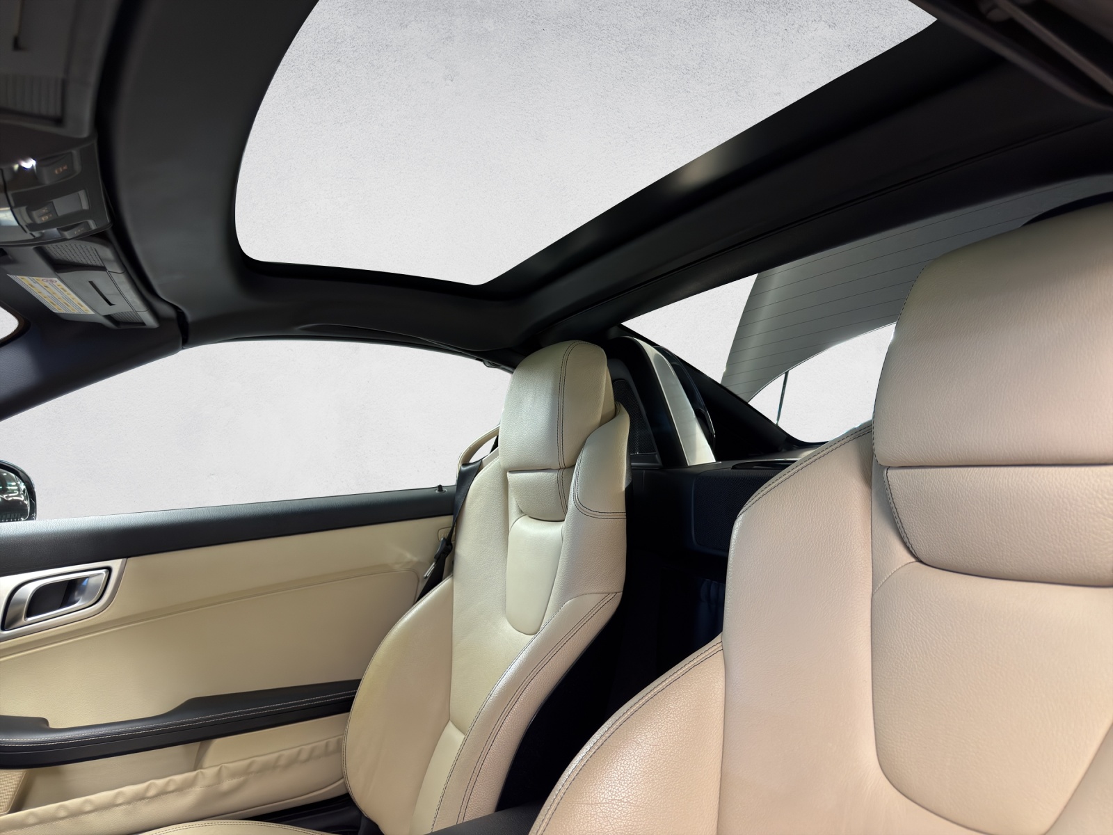 MERCEDES-BENZ SLK 250 7G-Tronic-image-12