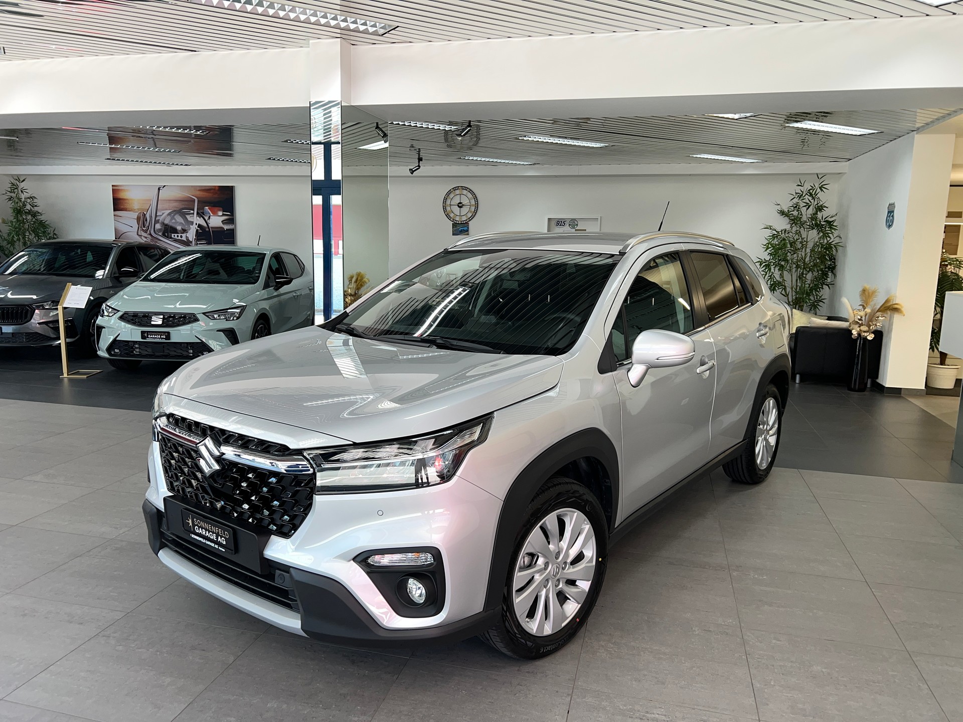 SUZUKI S-Cross 1.4 16V Compact+ MHD 4WD Automatic-showroom-element-2
