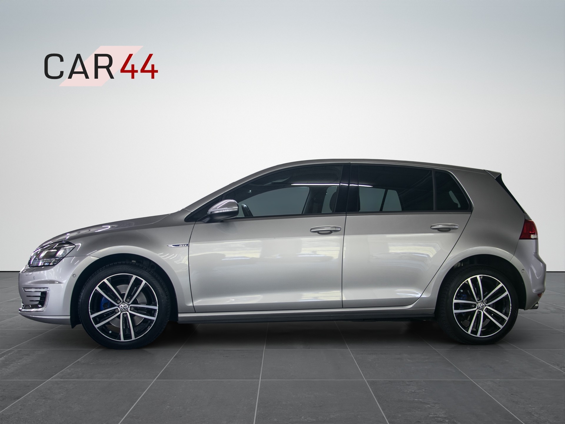 VW Golf 1.4 TSI GTE DSG-showroom-element-1