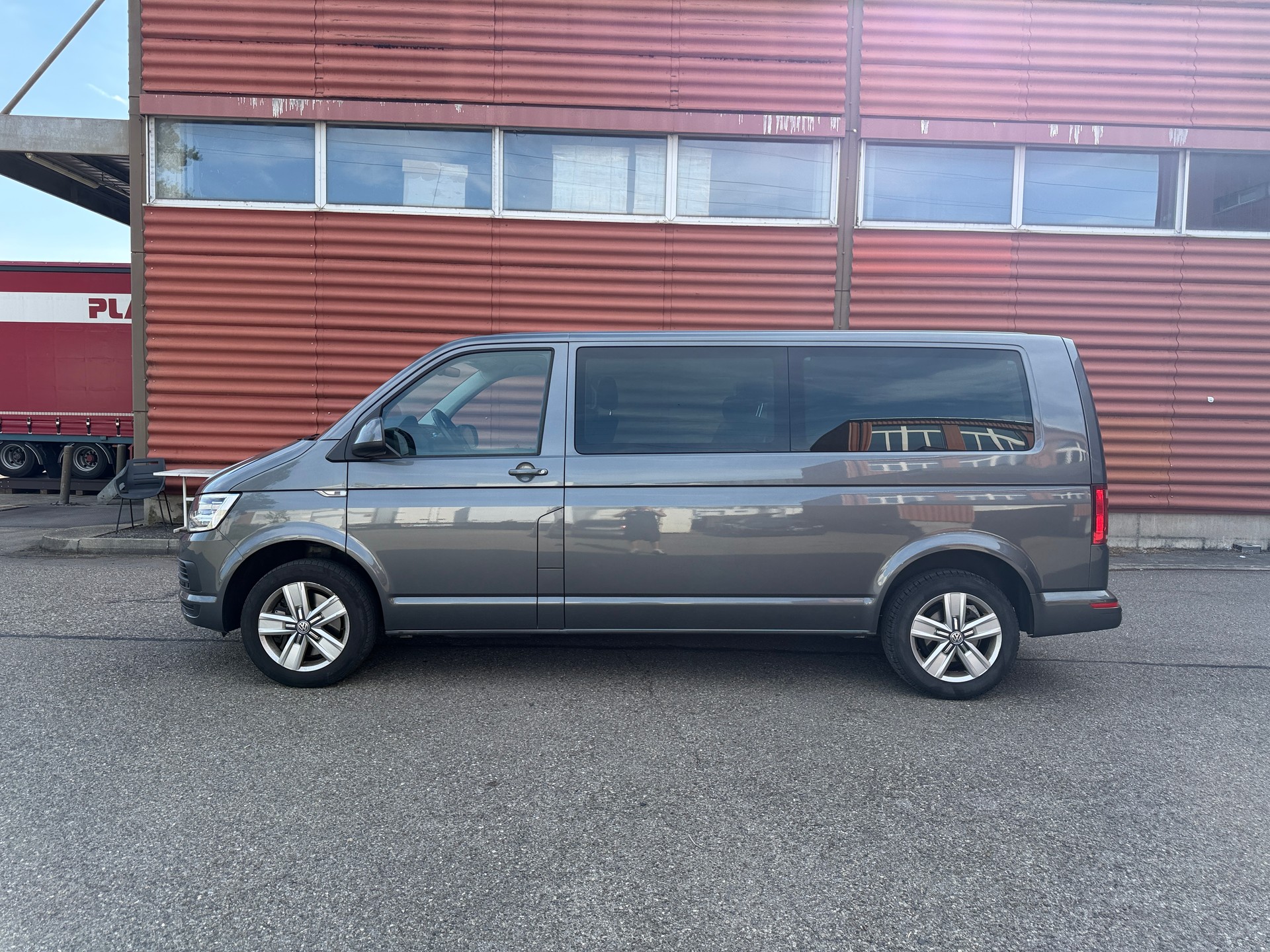 VW T6 Multivan 2.0 Bi-TDI Comfortline 4Motion DSG-image-4