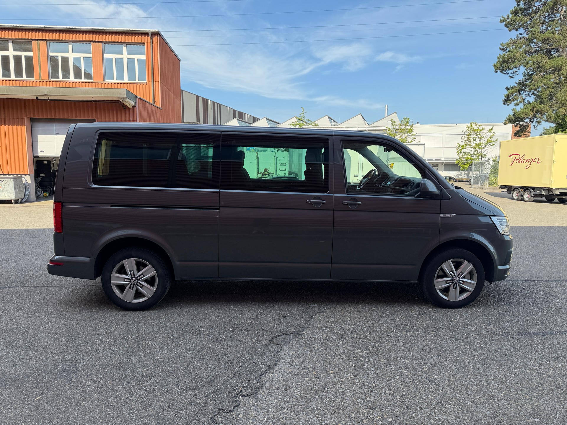 VW T6 Multivan 2.0 Bi-TDI Comfortline 4Motion DSG-image-9
