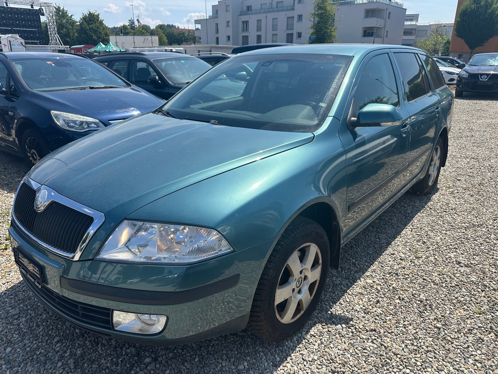 SKODA Octavia 2.0 TDI Ambiente-image-1