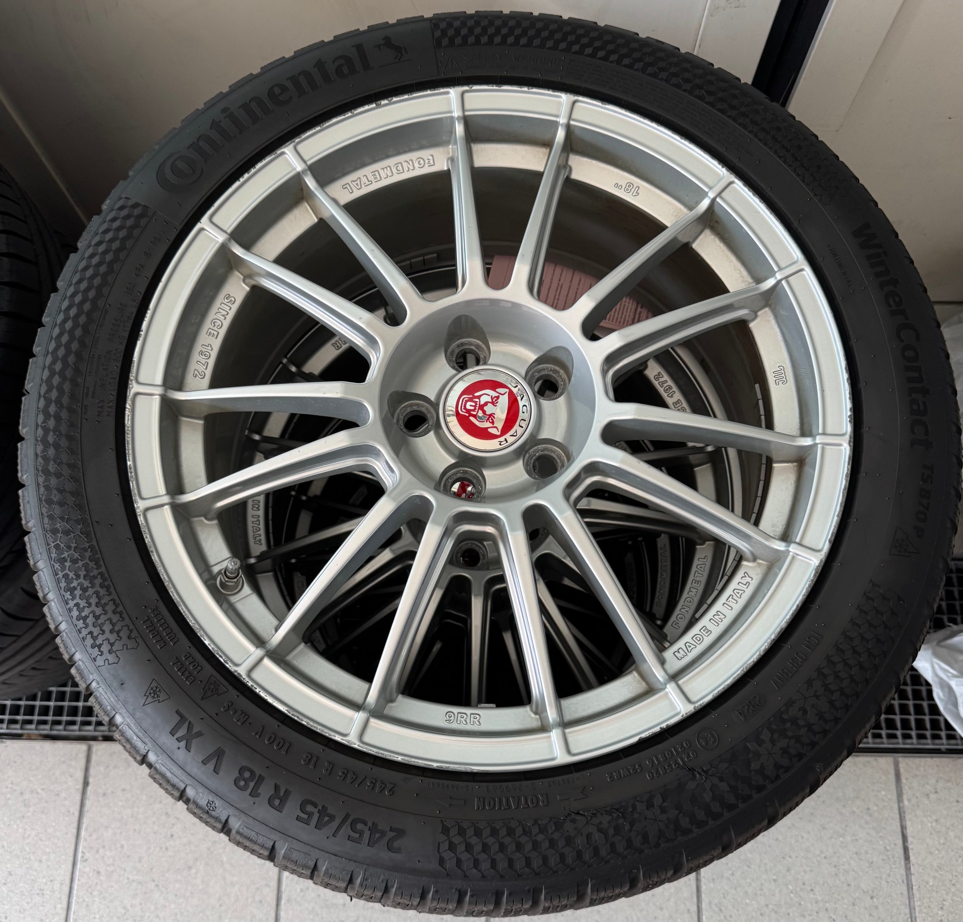 JAGUAR XF Sportbrake 30t Portfolio AWD-image-24