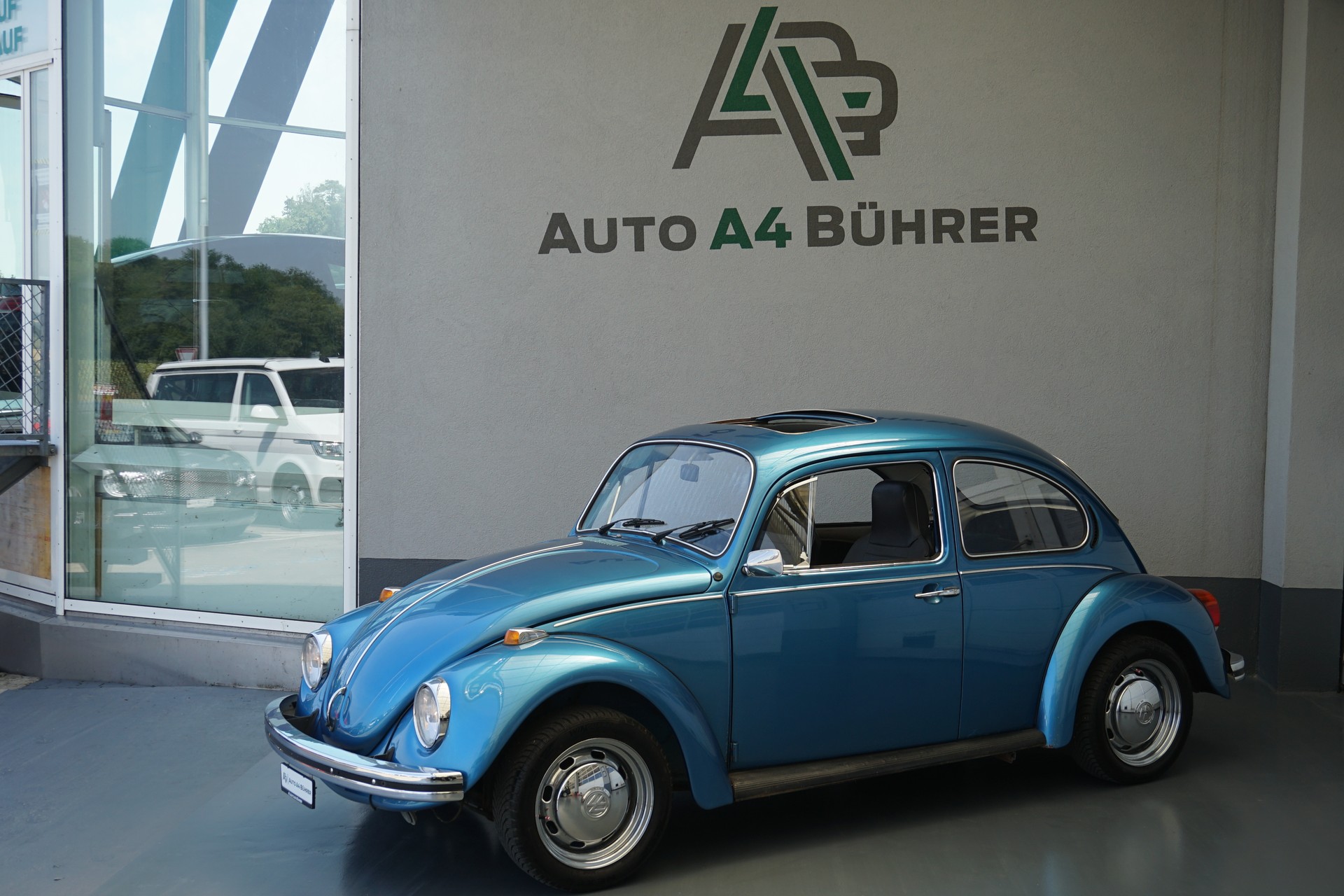 VW Käfer 11-1300 mit Schiebedach-showroom-element-3