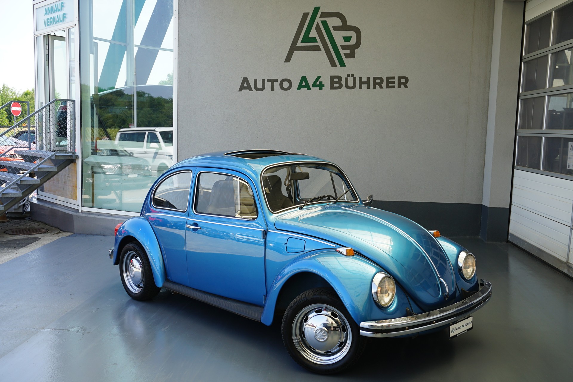 VW Käfer 11-1300 mit Schiebedach-showroom-element-1