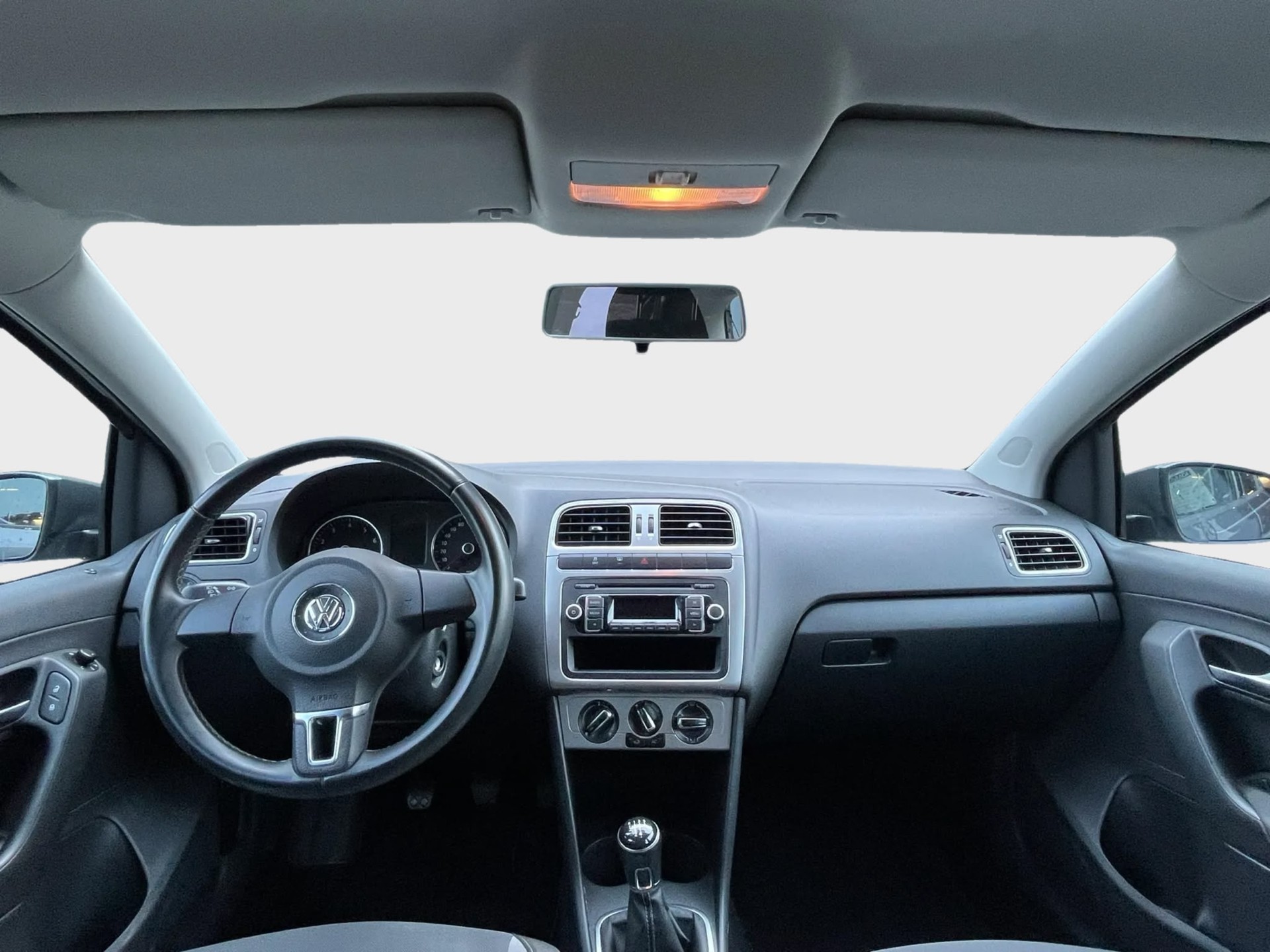 VW Polo 1.2 6V Trendline-image-8