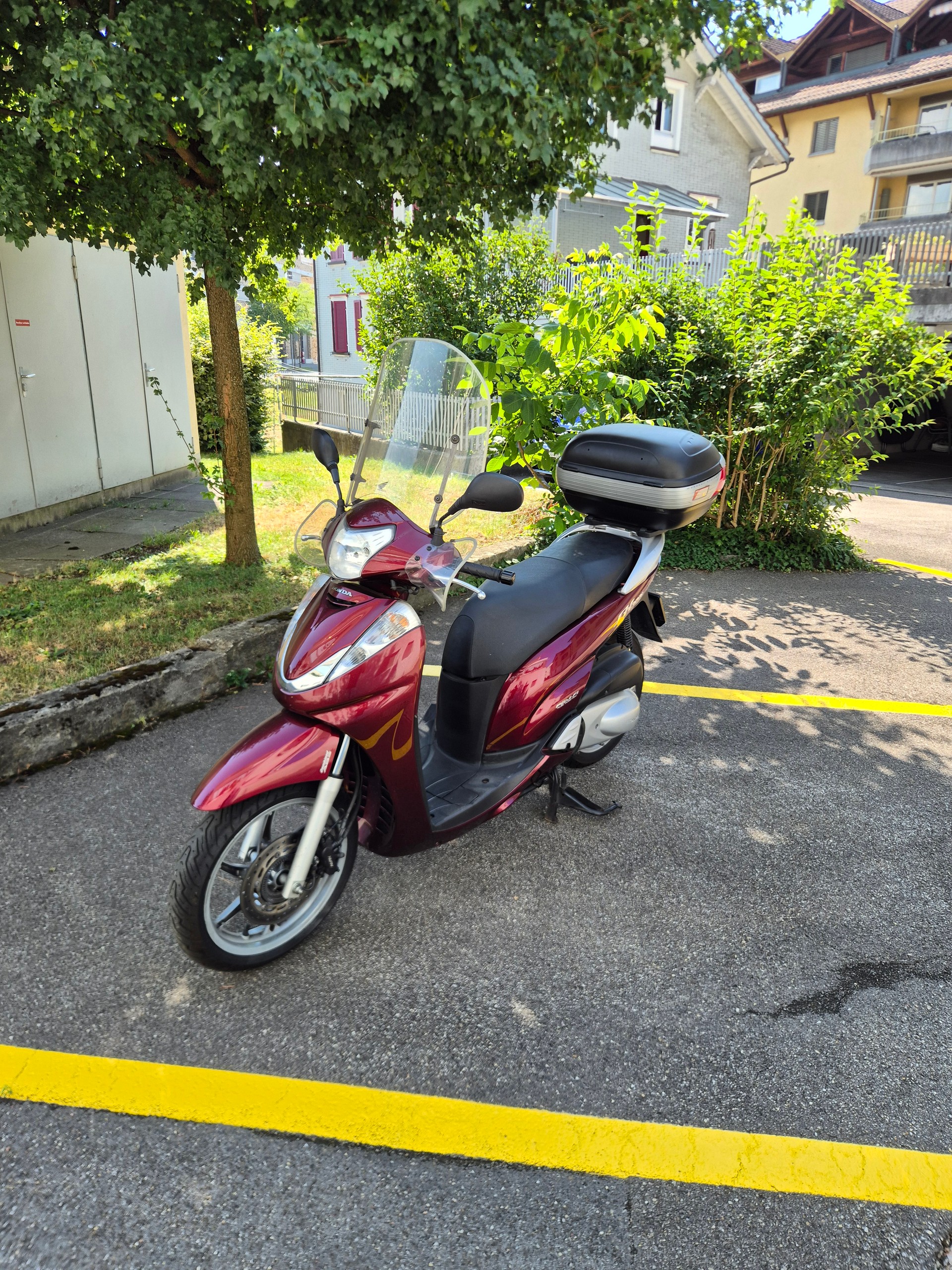 HONDA SH 300 i ABS-image-0
