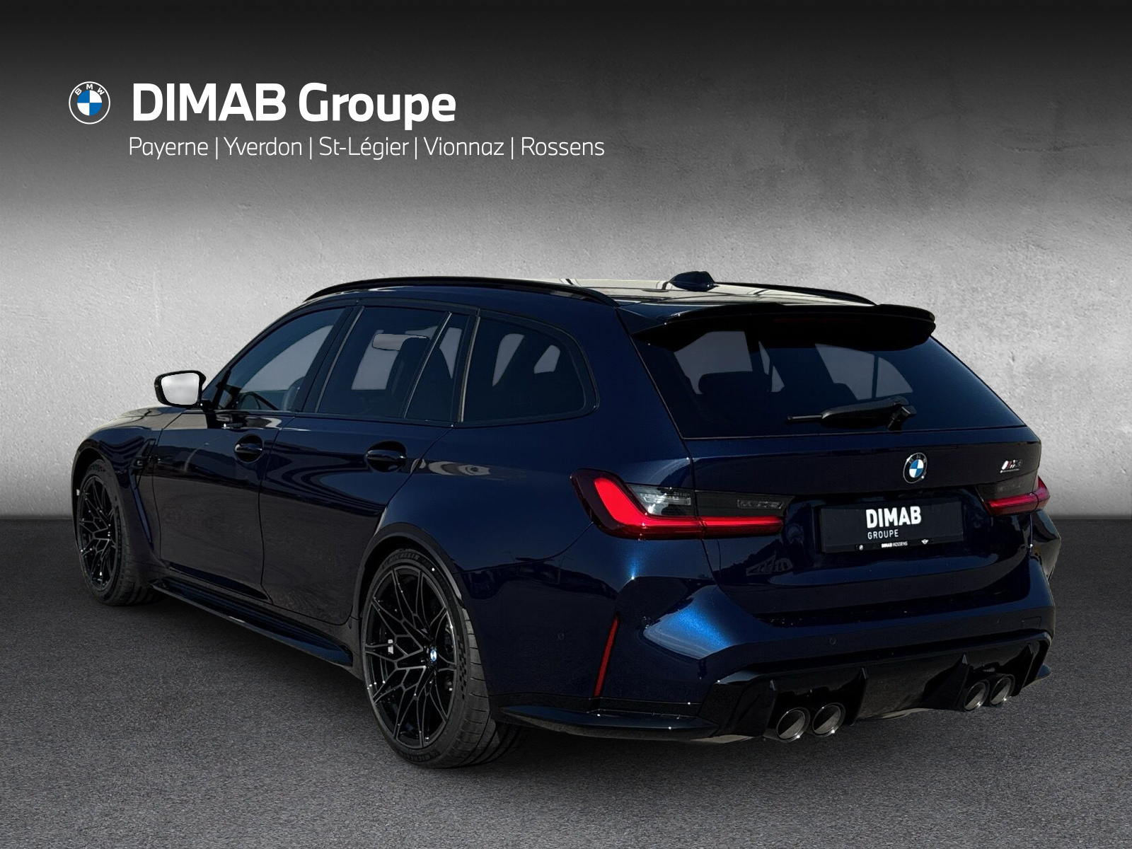 BMW M3 Touring xDrive Competition M-showroom-element-2