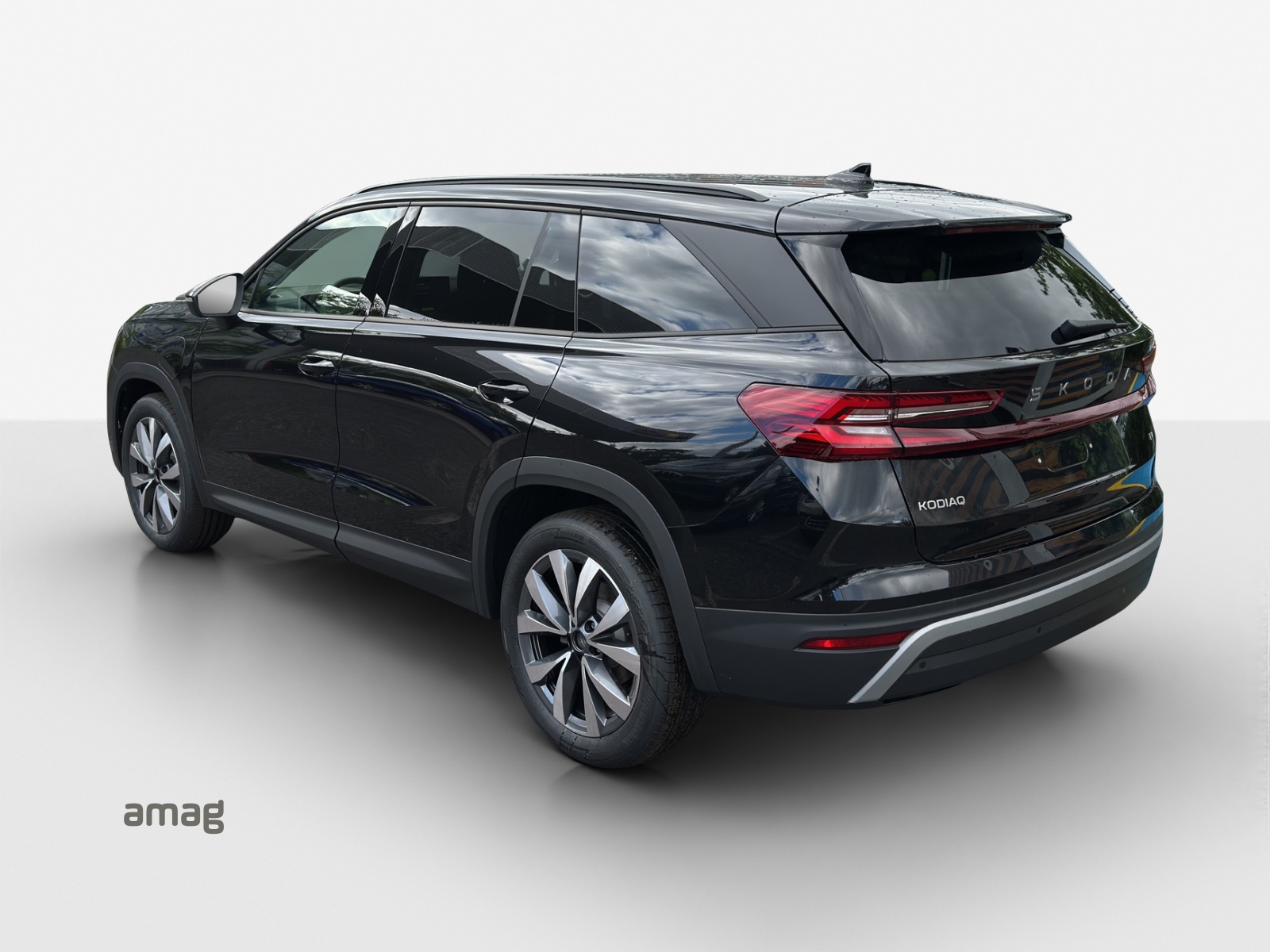 SKODA Kodiaq 1.5 TSI PHEV Selection-showroom-element-2