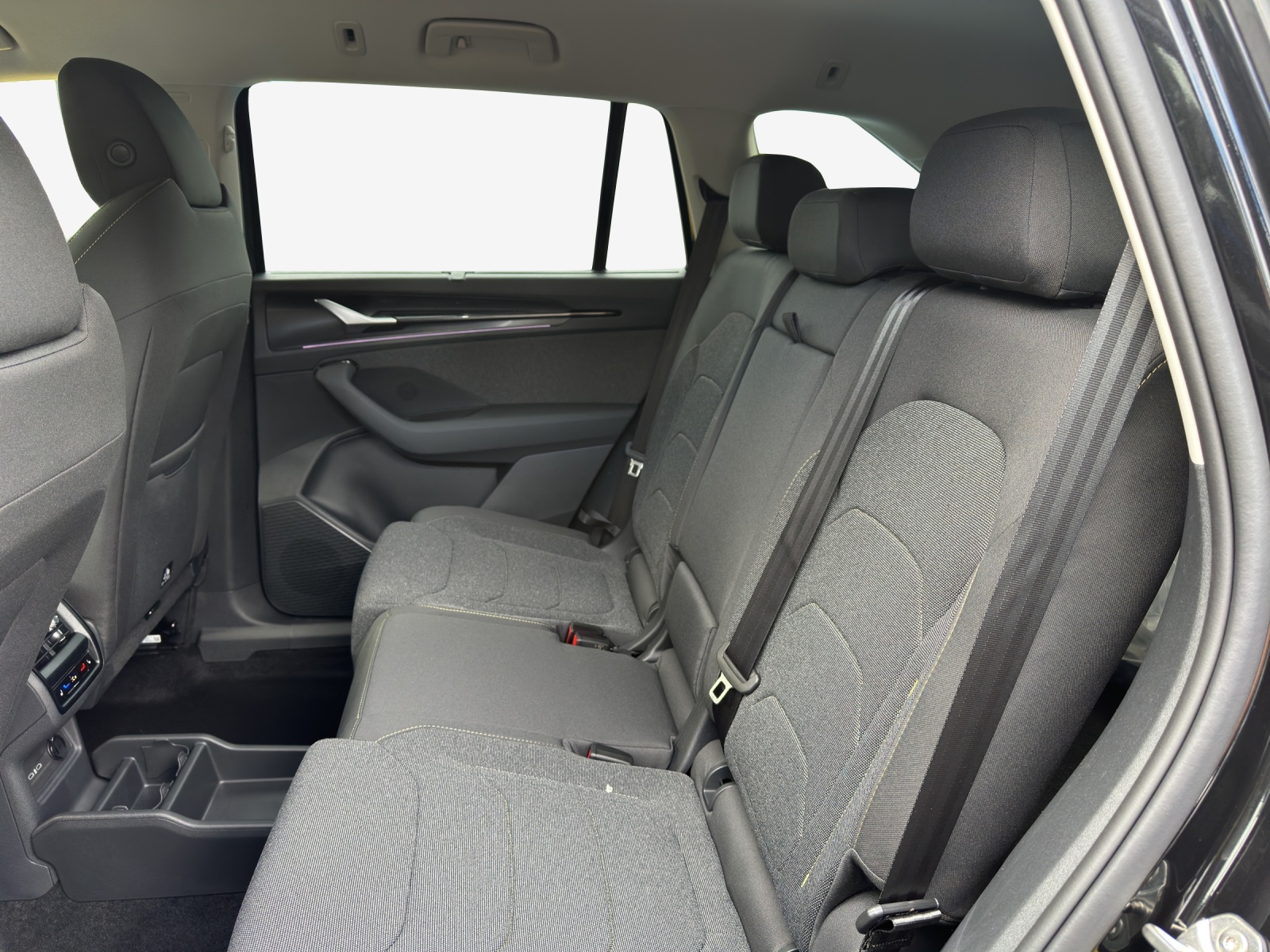 SKODA Kodiaq 1.5 TSI PHEV Selection-image-11