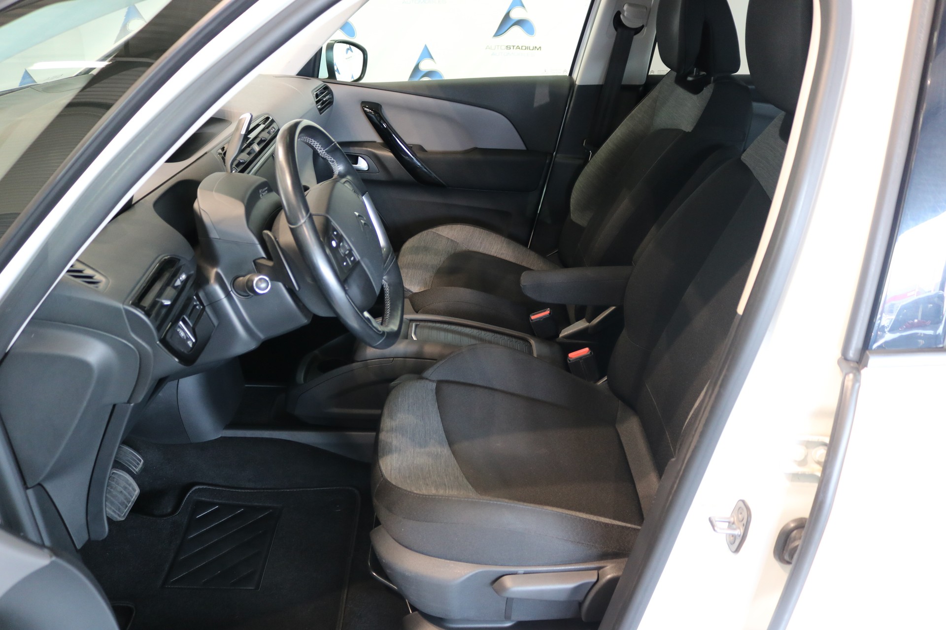 CITROEN Grand C4 Picasso 2.0 BlueHDi Exclusive Automatic-showroom-element-2