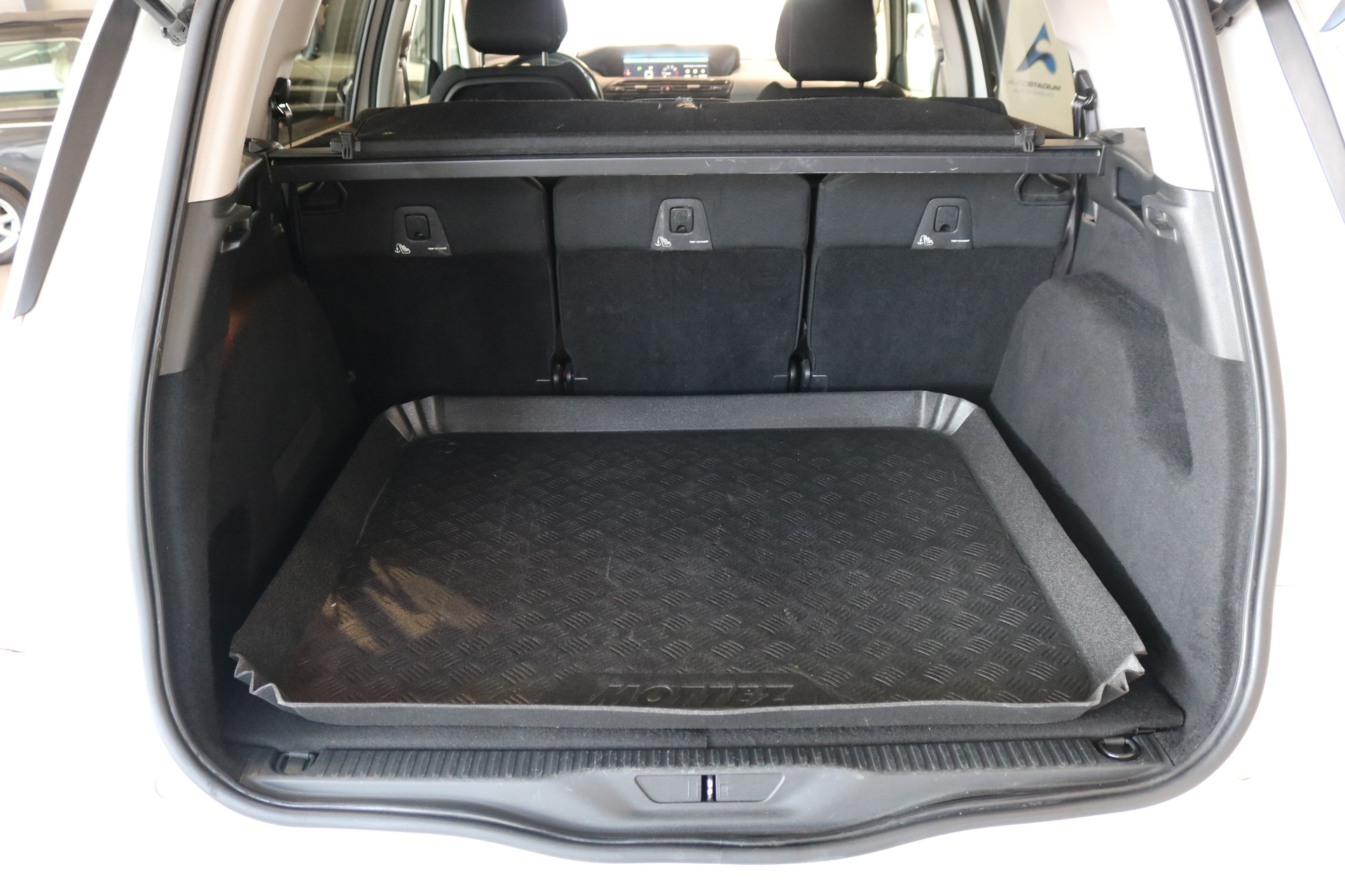 CITROEN Grand C4 Picasso 2.0 BlueHDi Exclusive Automatic-image-38