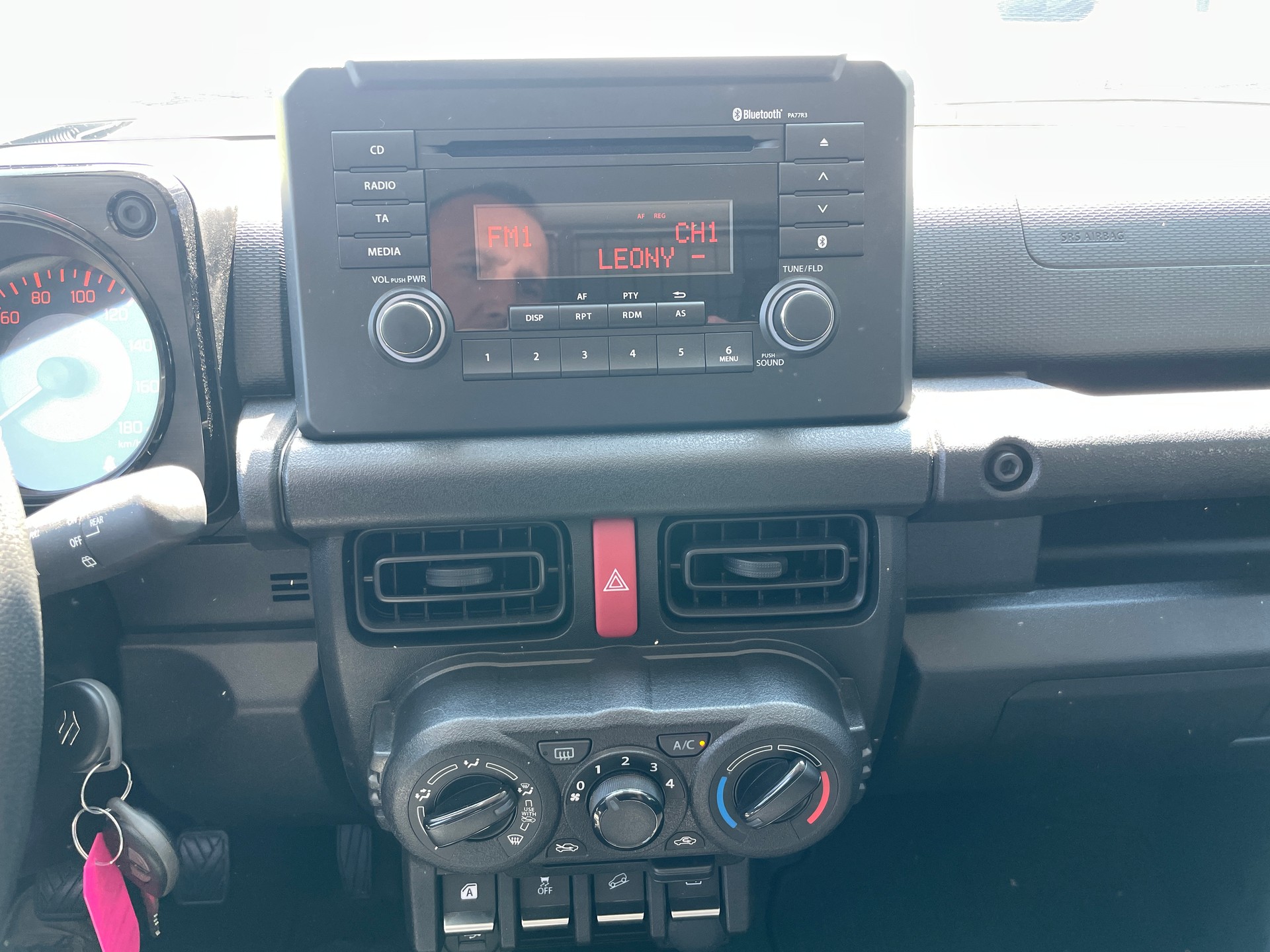 SUZUKI Jimny 1.5 MAN 4x4 AMG Style Umbau-image-13