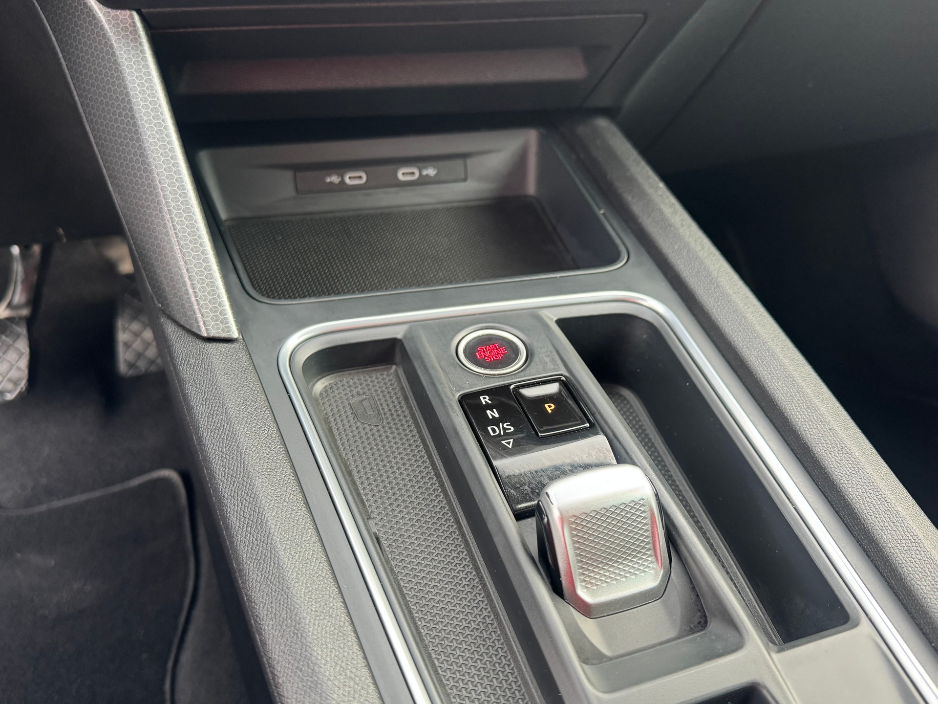 SEAT Leon 2.0 TDI EVO DSG Style-image-12