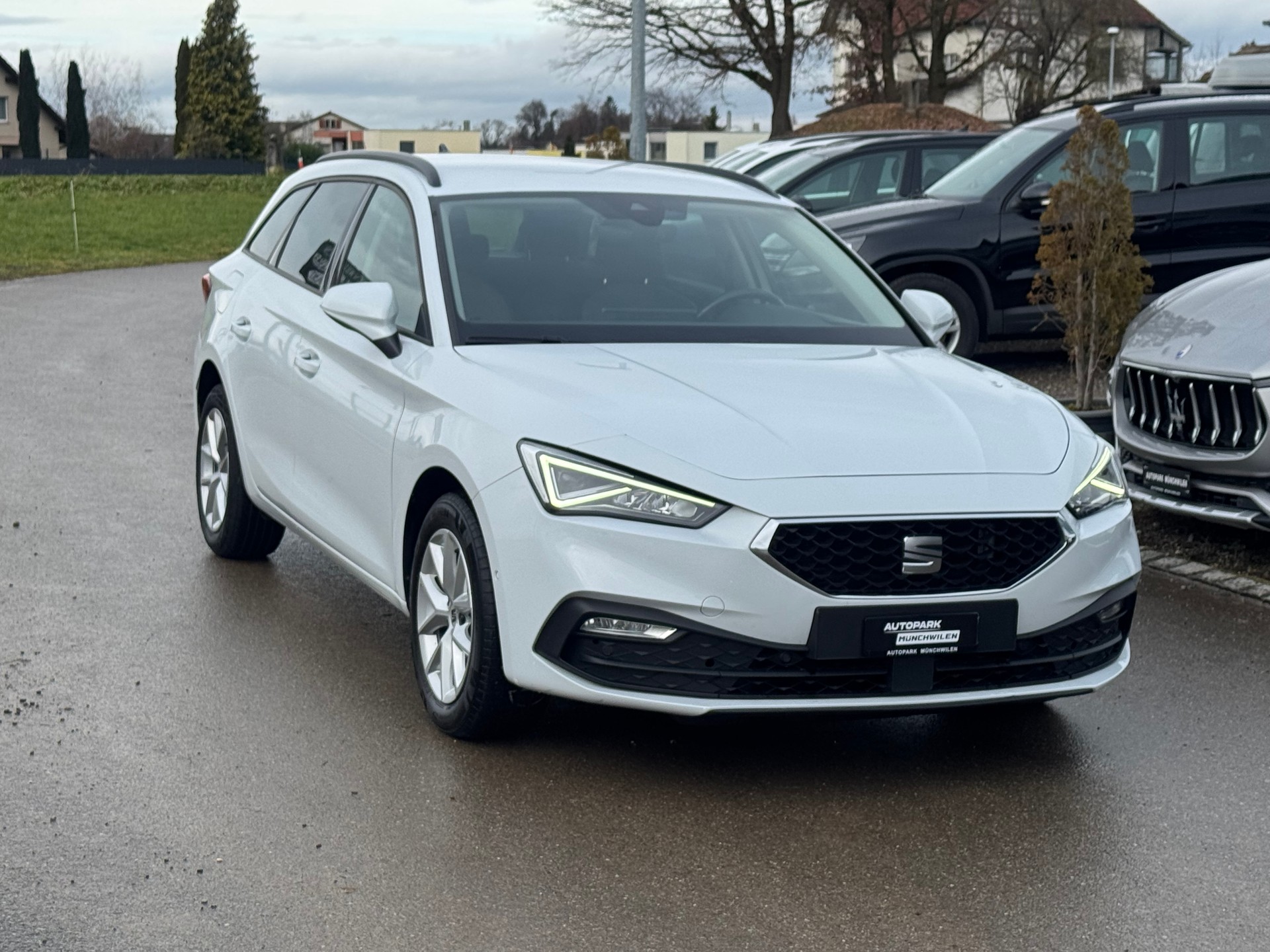 SEAT Leon 2.0 TDI EVO DSG Style-image-1