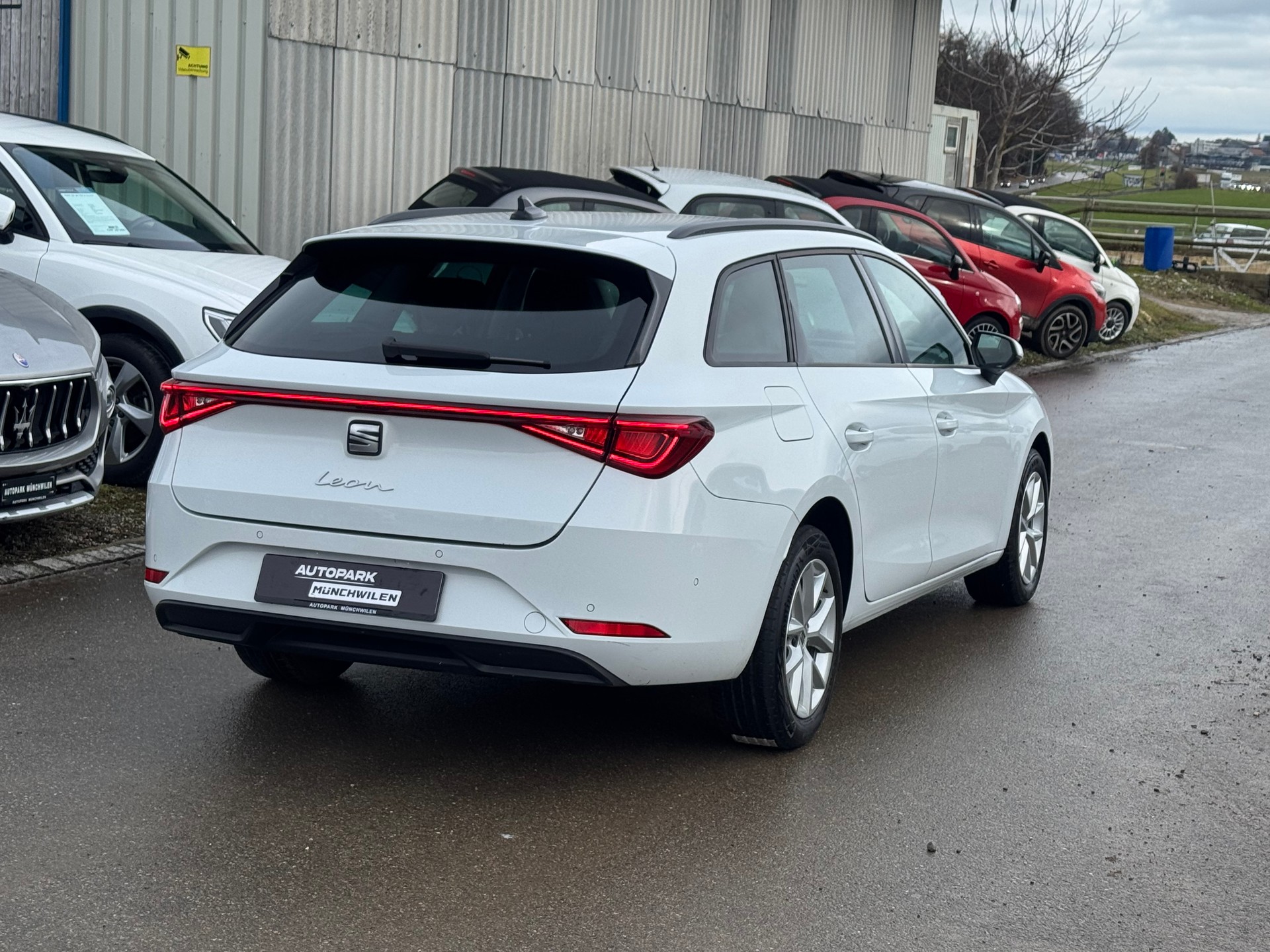 SEAT Leon 2.0 TDI EVO DSG Style-image-2
