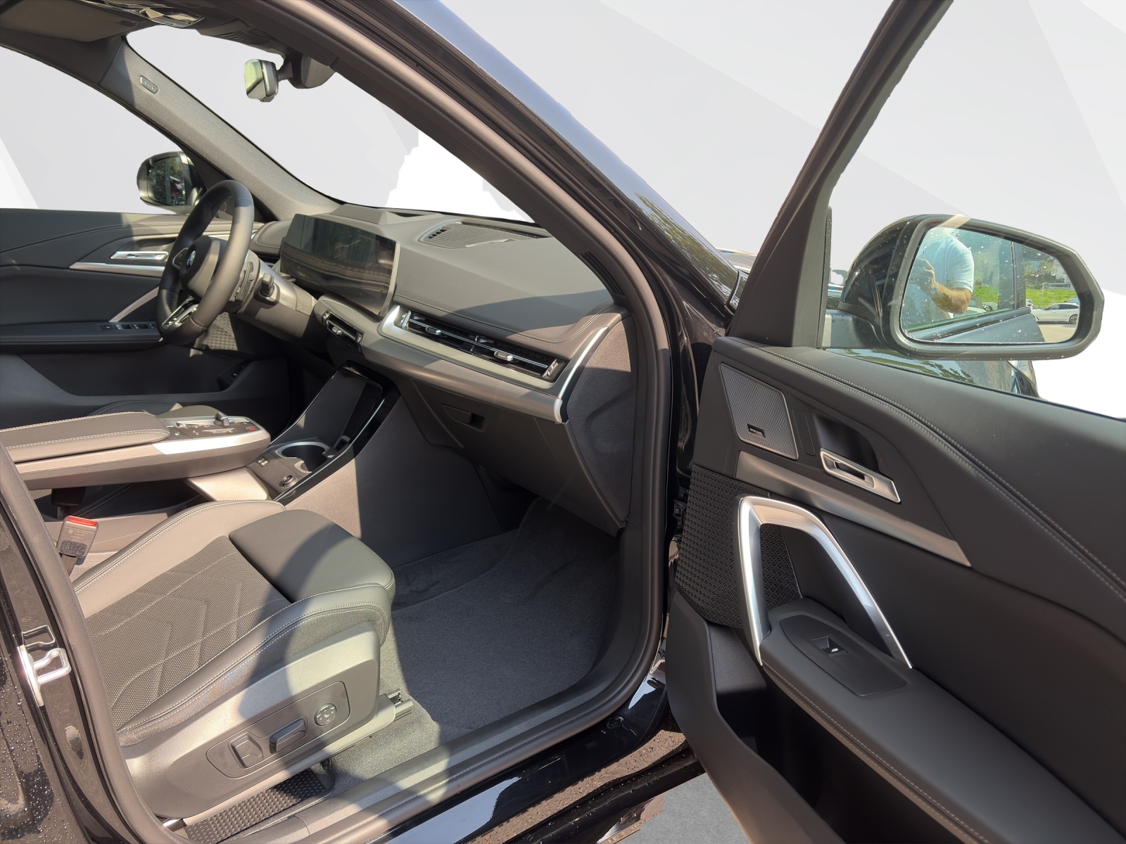 BMW X1 23i xDrive-image-17