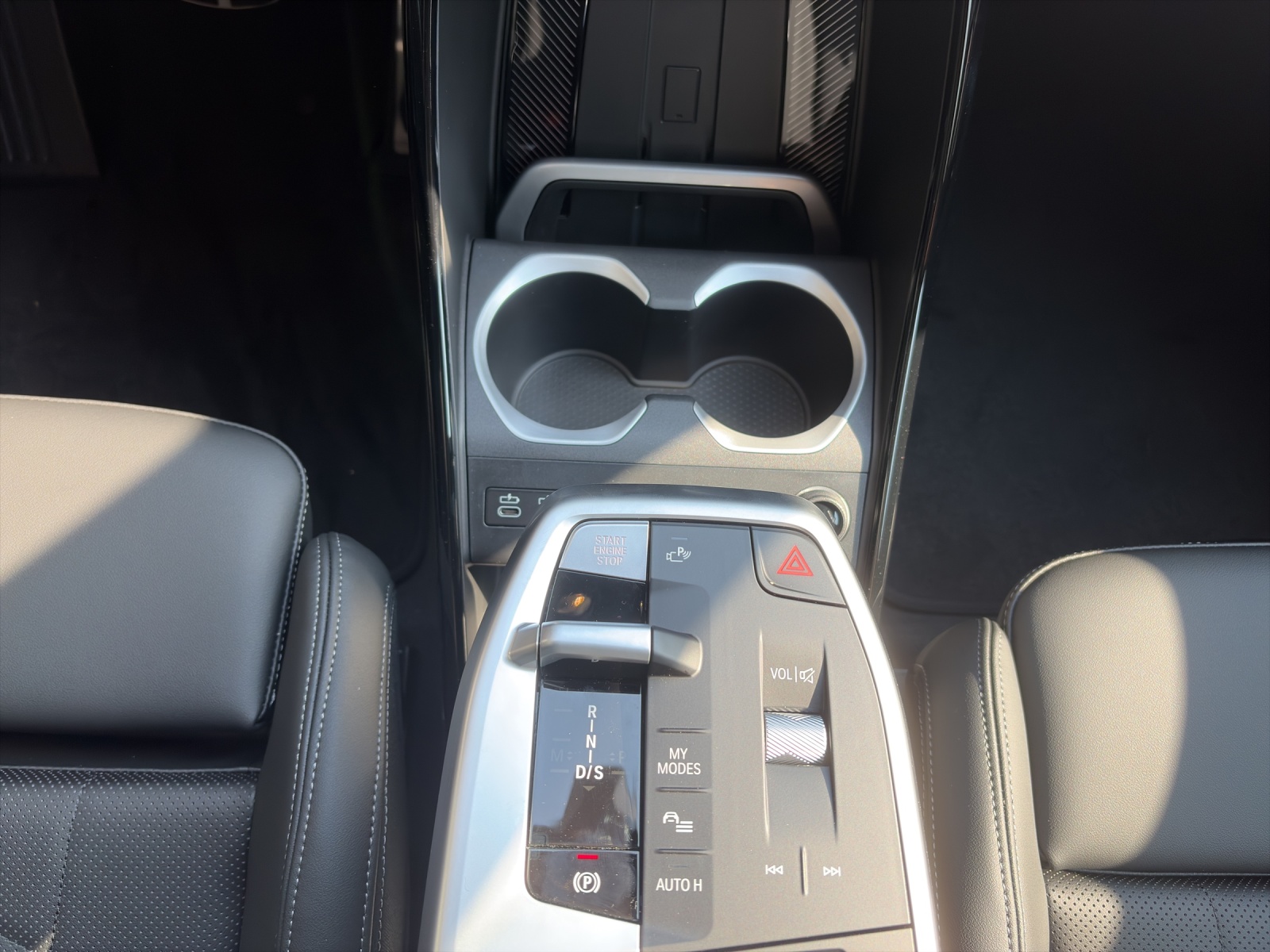 BMW X1 23i xDrive-image-14