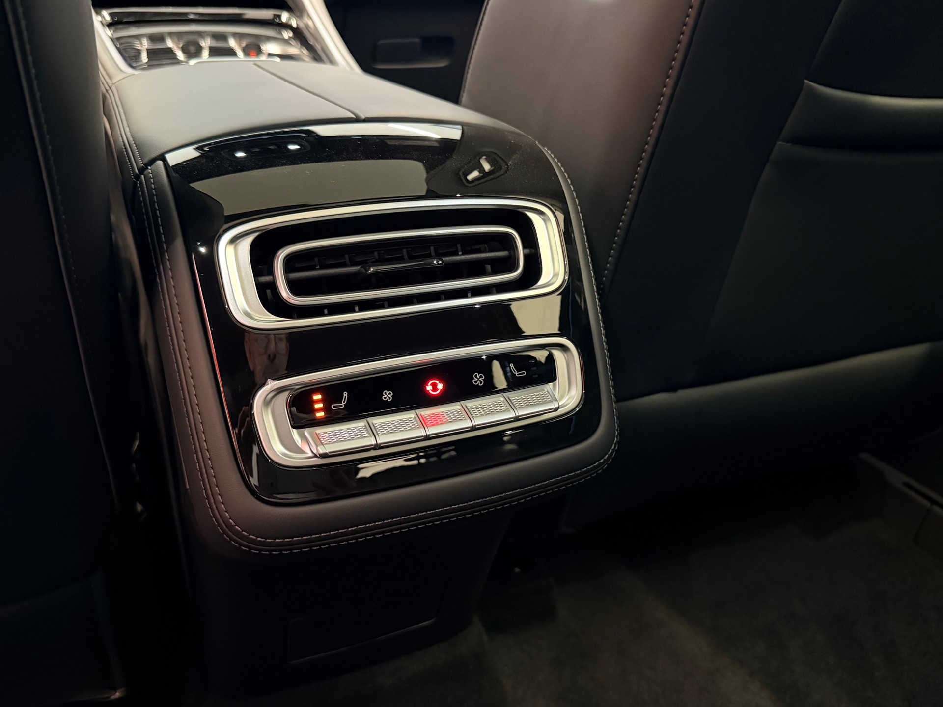 OMODA 9 Premium 1.5 TGDI AWD 537PS-image-18