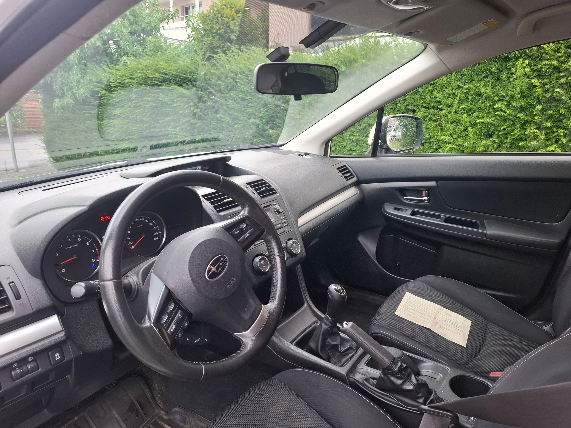 SUBARU XV 1.6 Swiss Two-image-5