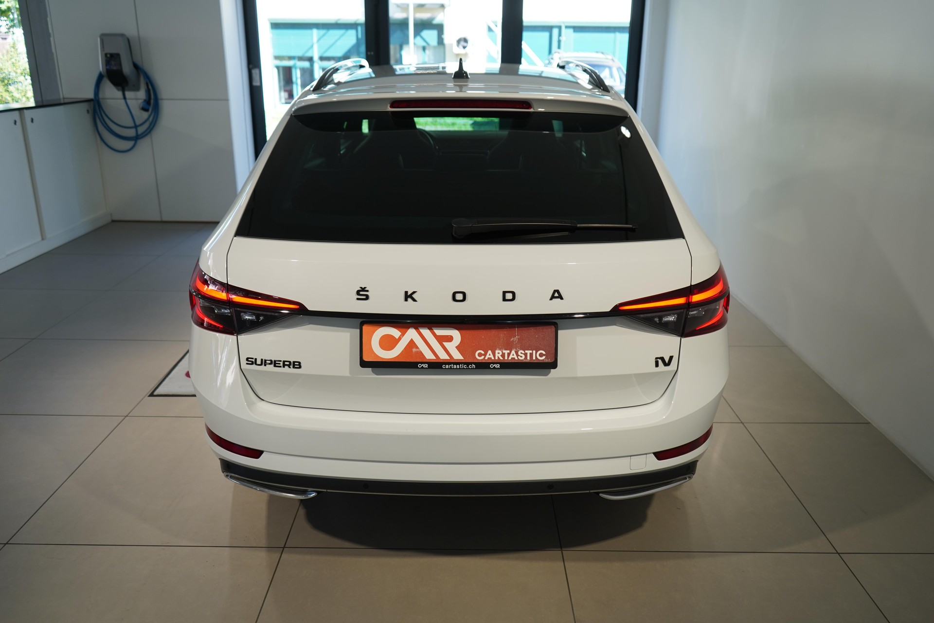 SKODA Superb Combi 1.4 TSI PHEV SportLine DSG-showroom-element-3