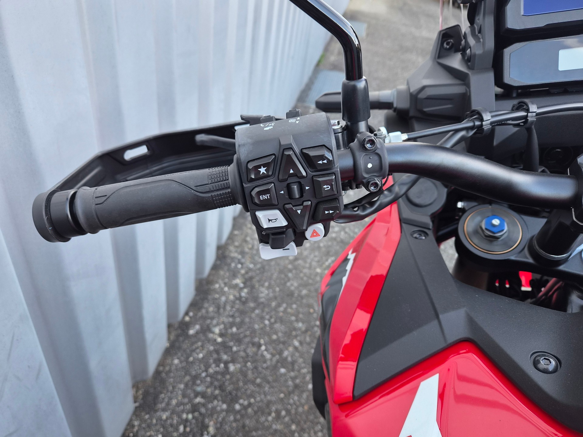 HONDA CRF 1100 DCT Africa Twin Adventure-image-8